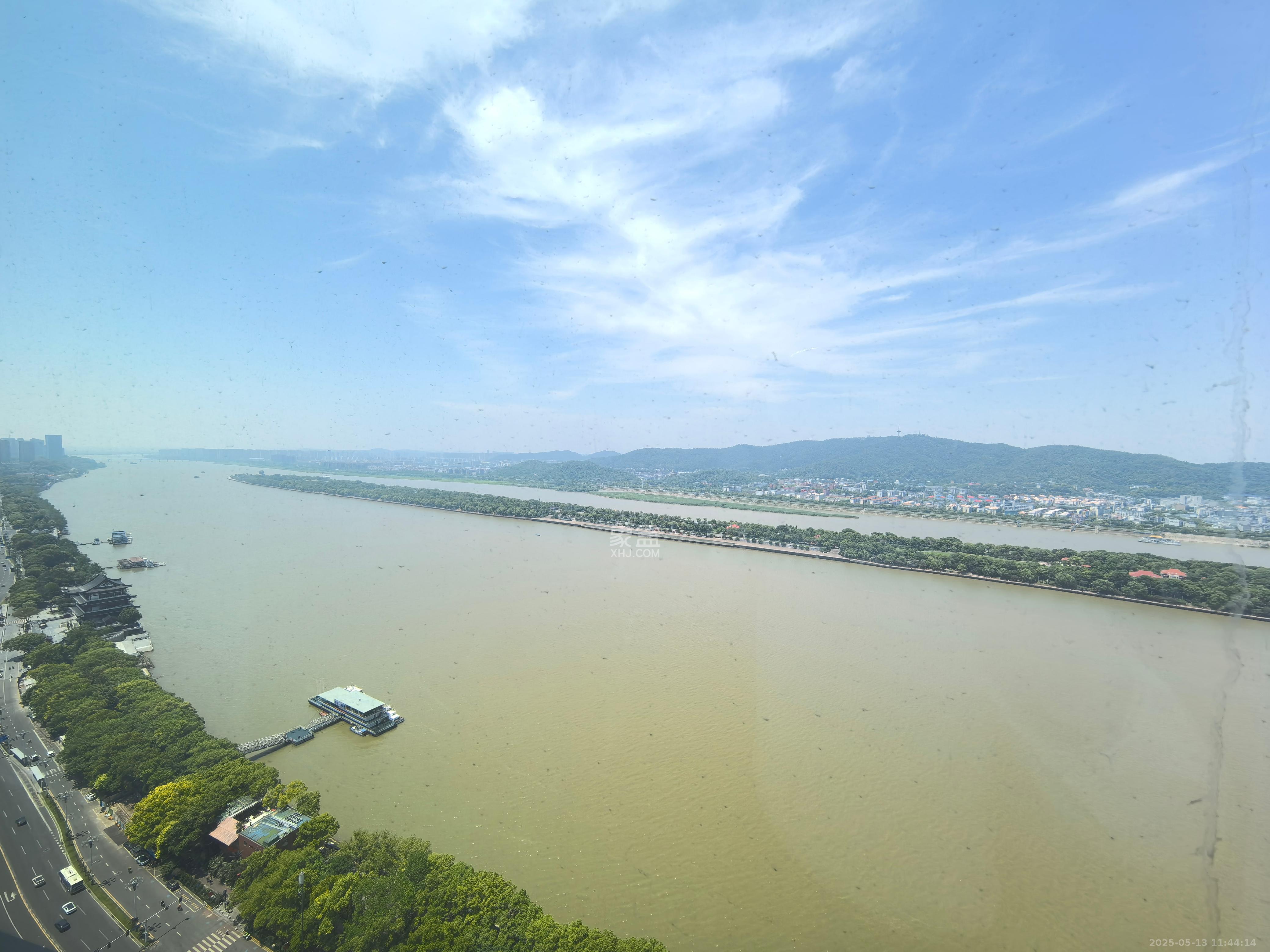 华远隆玺  4室2厅4卫    13000.0元/月