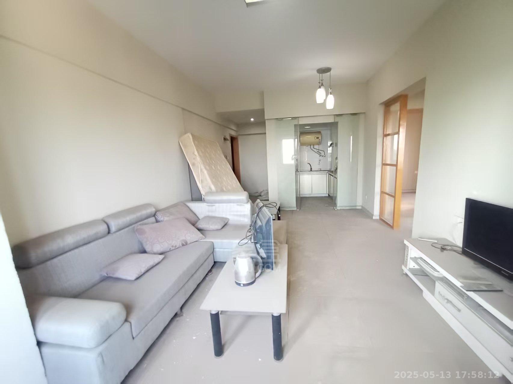 山水国际  2室2厅1卫    1200.0元/月 山水国际  2室2厅1卫    1200.0元/月