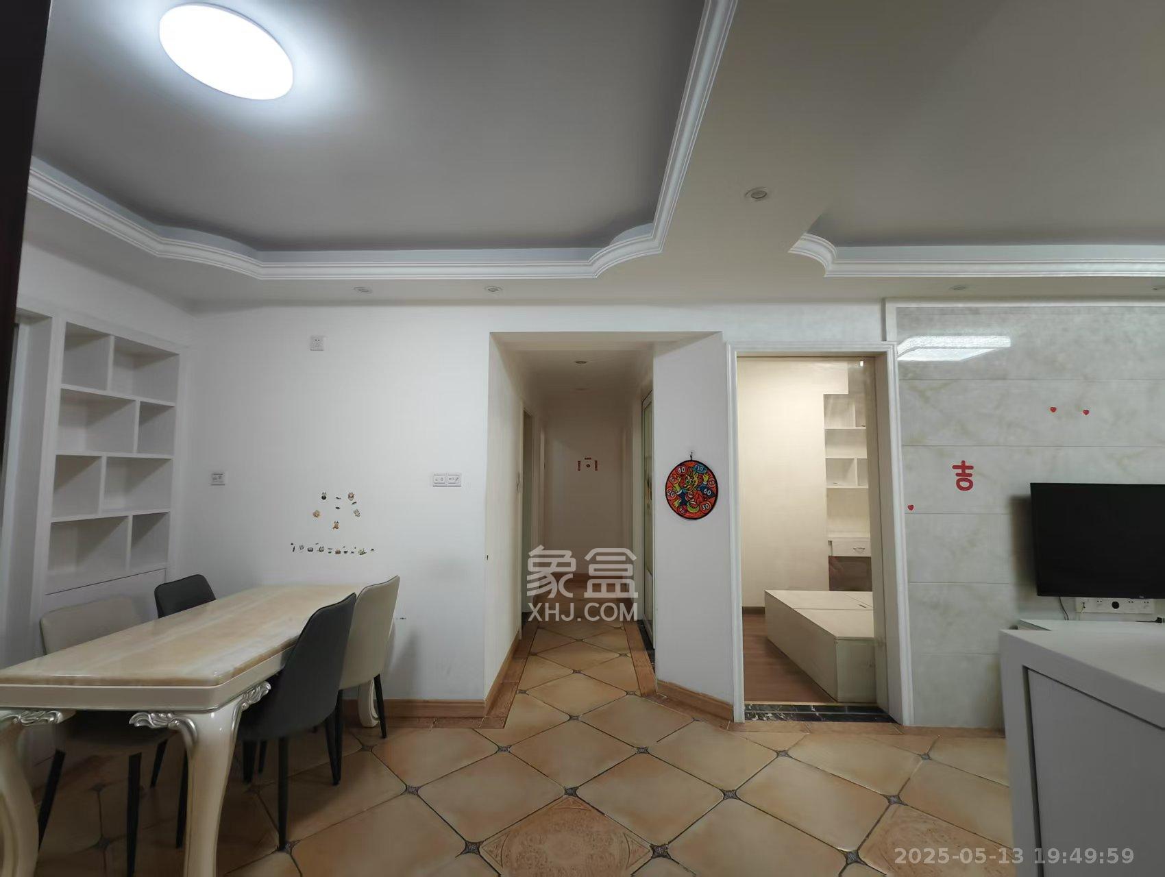 中海梅溪湖壹号 3室2厅1卫 2800.0元/月 中海梅溪湖壹号 3室2厅1卫 2800.0元/月室内图