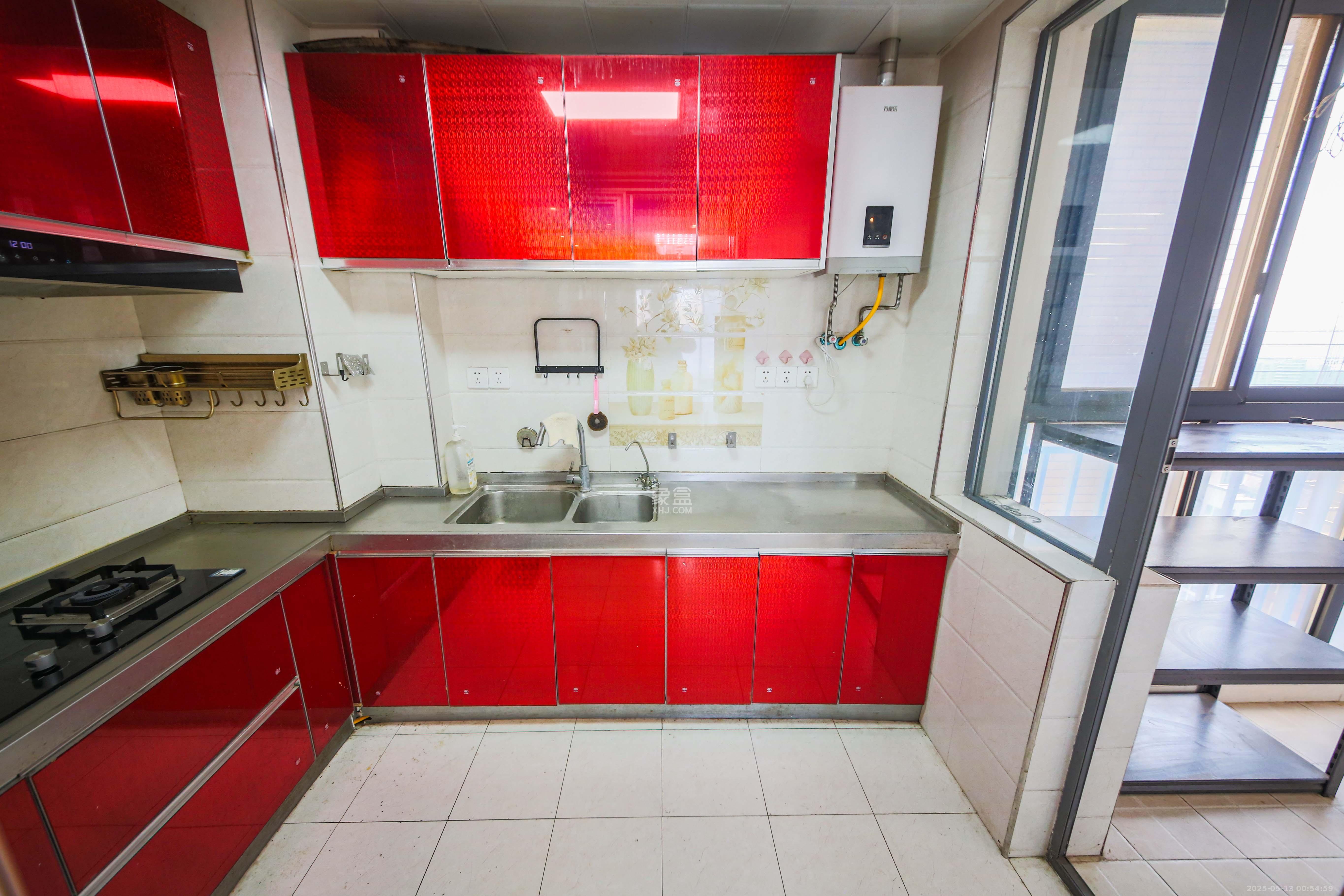 鑫远御文台一期 3室2厅1卫 92.0万 鑫远御文台一期 3室2厅1卫 92.0万厨房