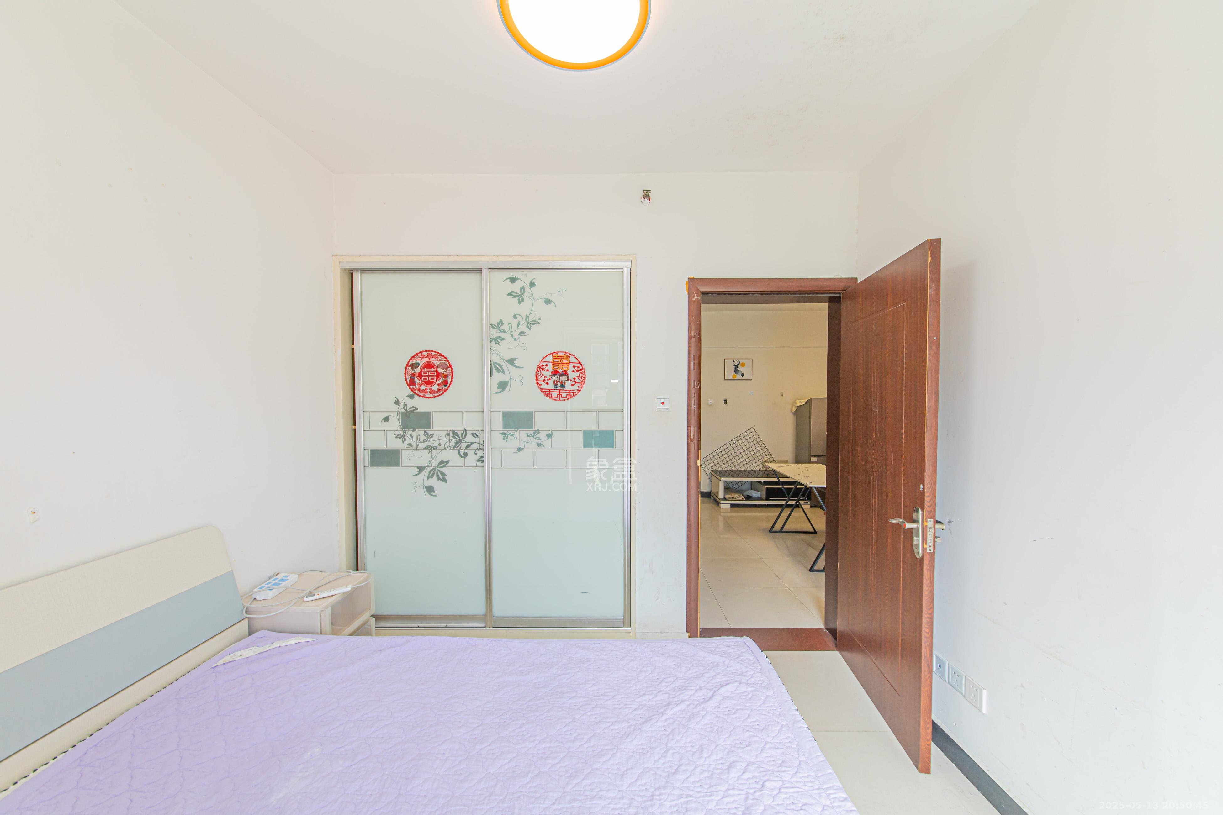 中建芙蓉工社  2室2厅1卫   50.00万卧室