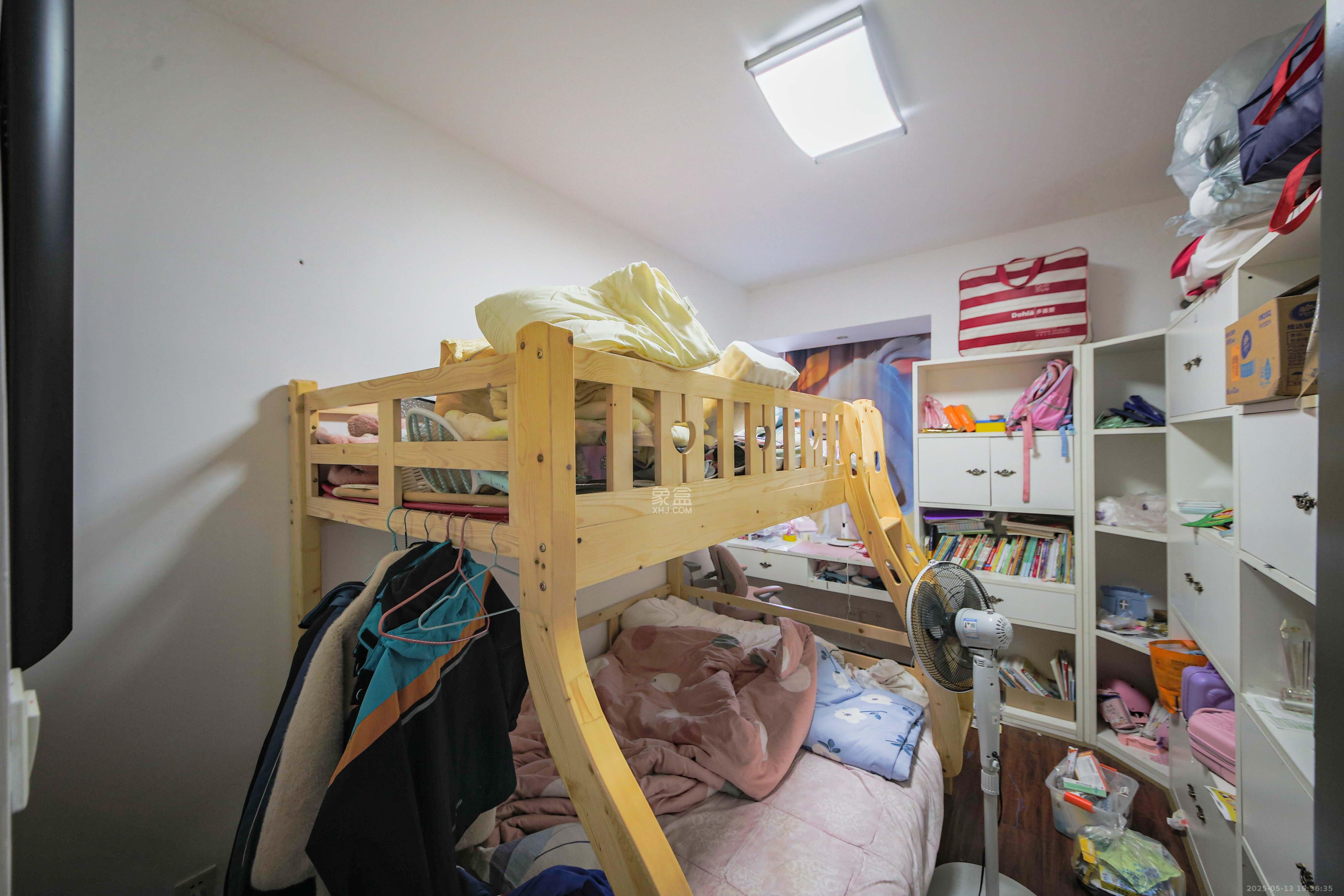 奥林匹克花园 3室2厅2卫 122.0万 奥林匹克花园 3室2厅2卫 122.0万卧室