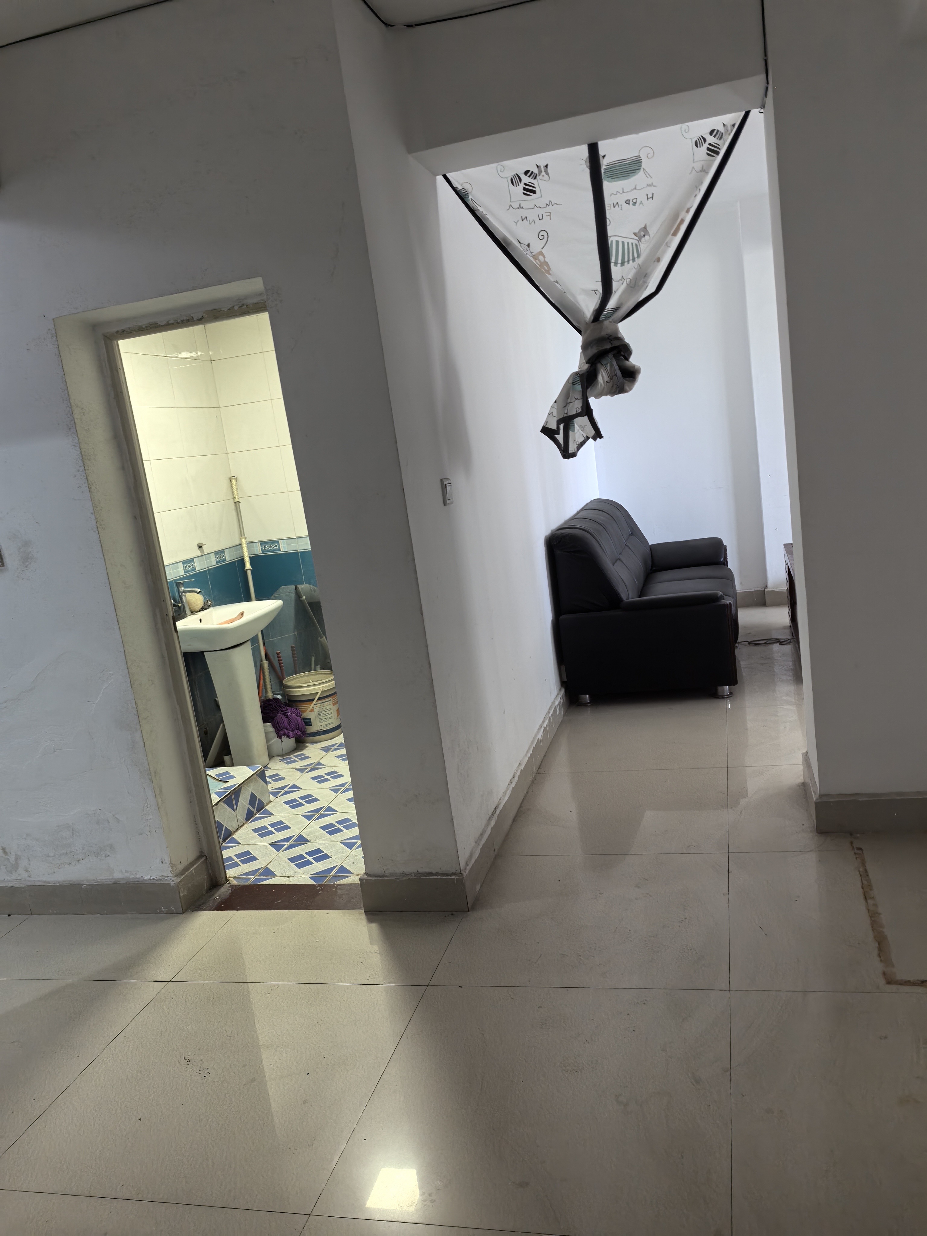 汇宇金城 3室2厅1卫 2800.0元/月 汇宇金城 3室2厅1卫 2800.0元/月室内图