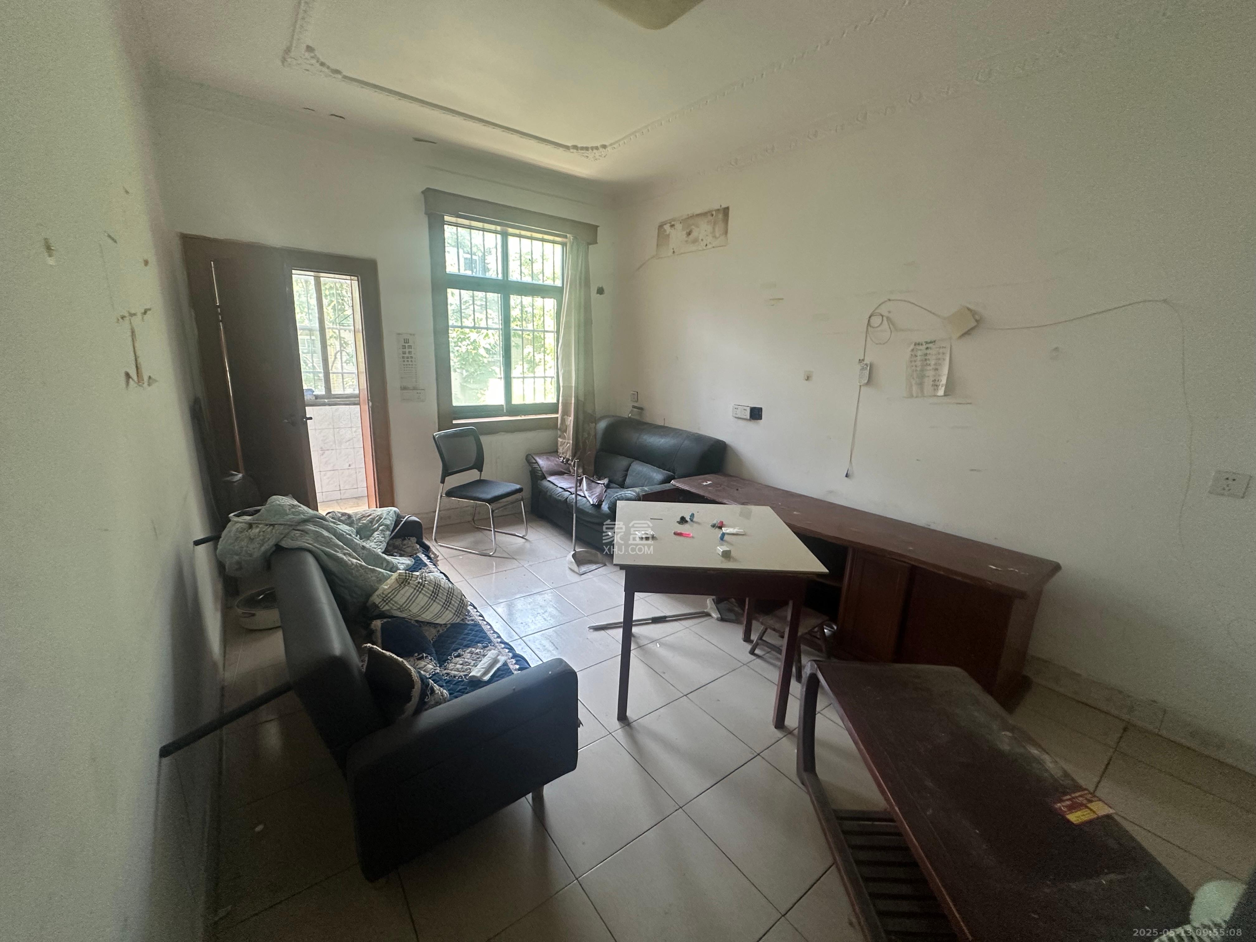 人民新村 2室1厅1卫 1400.0元/月 人民新村 2室1厅1卫 1400.0元/月室内图