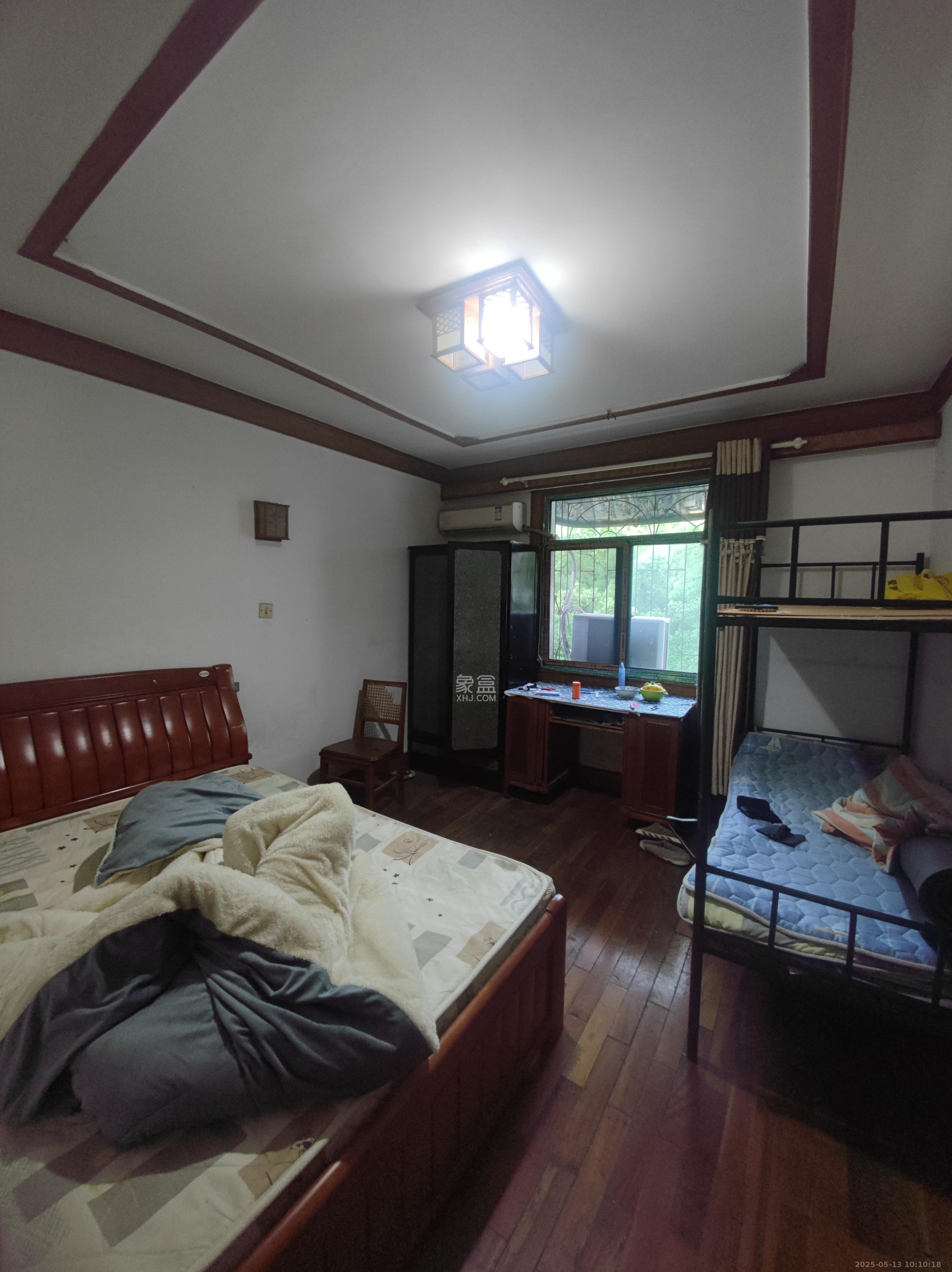 湖橡宿舍/湖橡小区  3室1厅1卫   1500.00元/月室内图