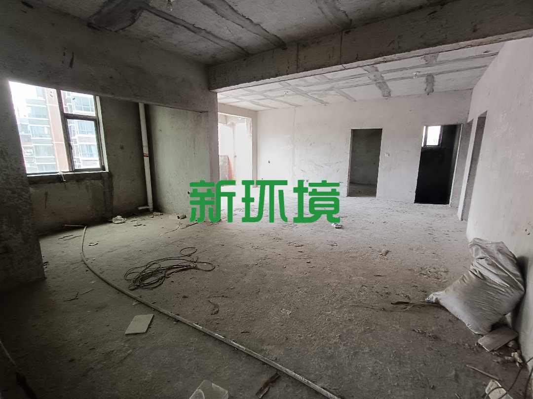 东方明珠  3室2厅2卫    51.0万客厅