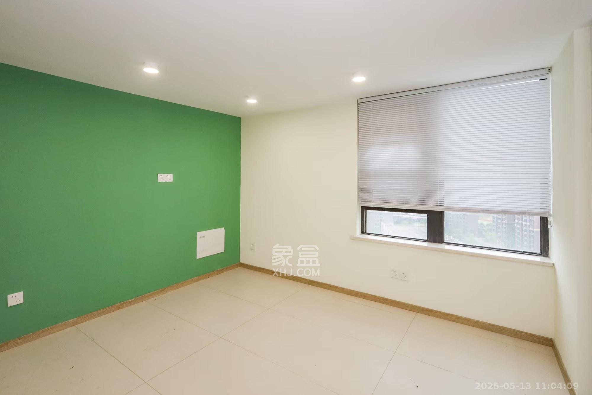 金茂建发泊悦  1室2厅2卫   2900.00元/月室内图