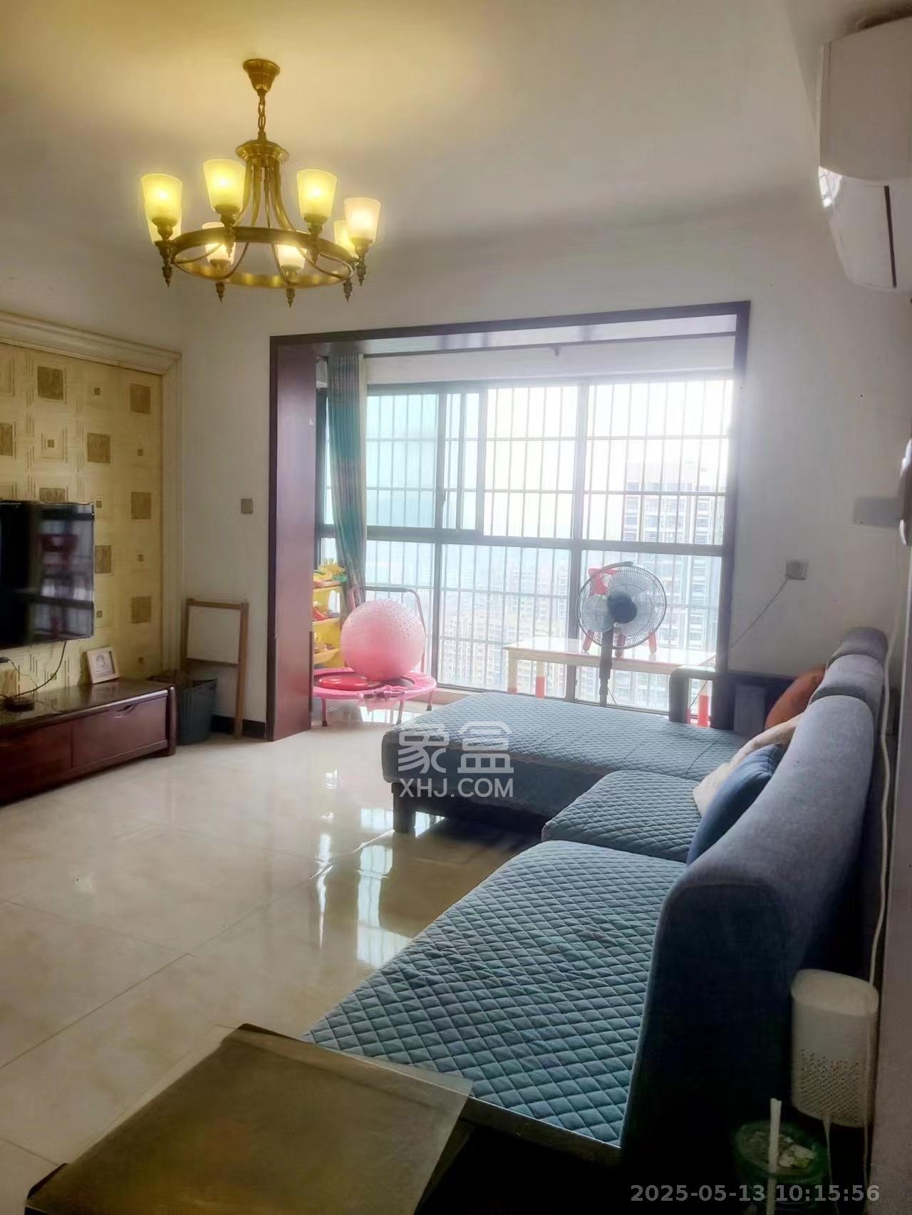 花样年华 4室2厅2卫 2200.0元/月 花样年华 4室2厅2卫 2200.0元/月室内图