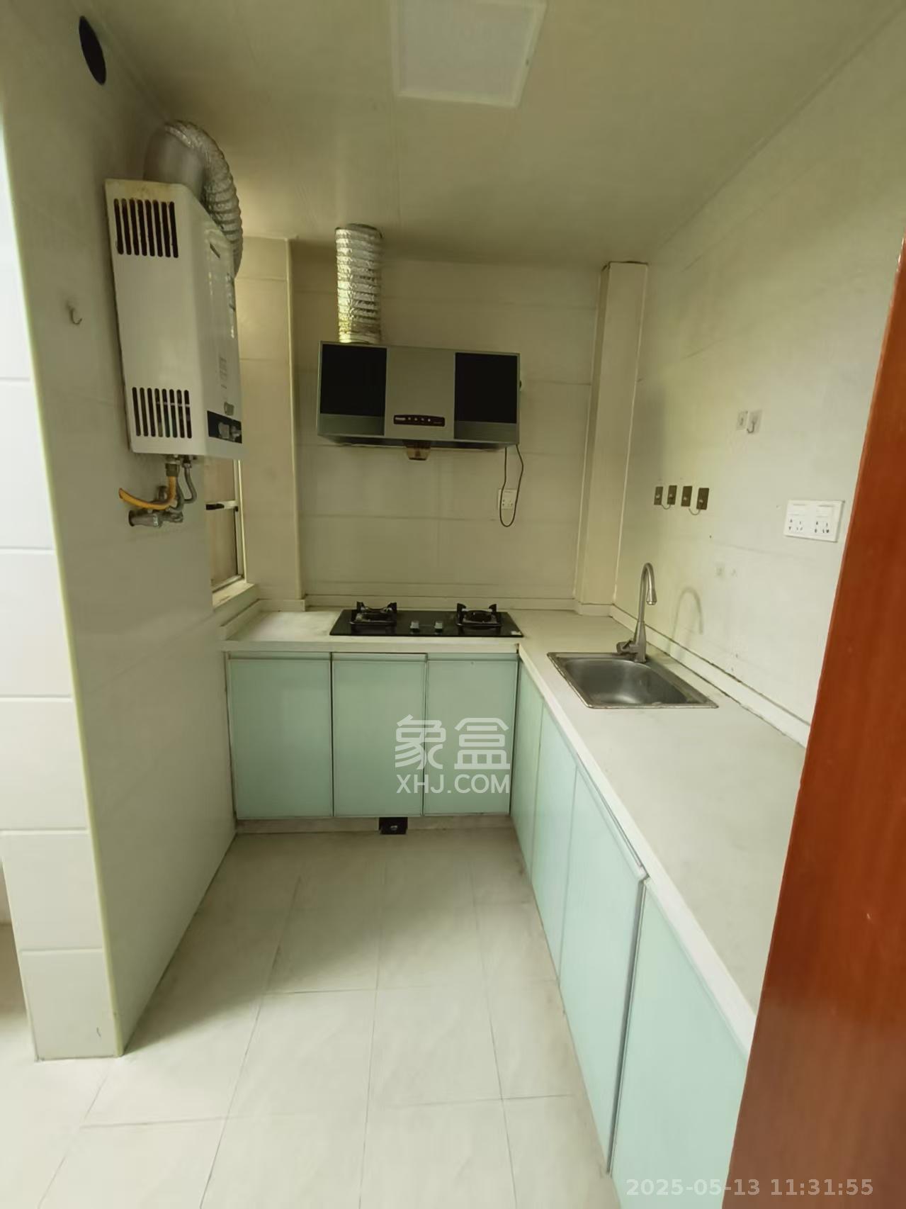 枫林美景  2室2厅1卫   2000.00元/月室内图