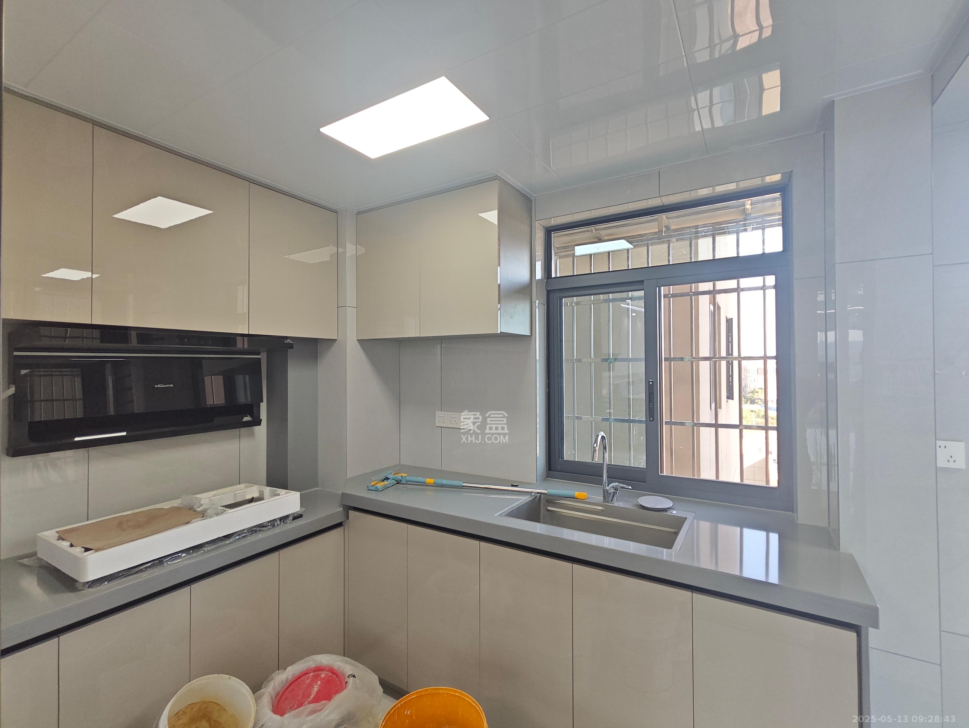 智达佳园  3室2厅2卫    2000.0元/月 智达佳园  3室2厅2卫    2000.0元/月室内图