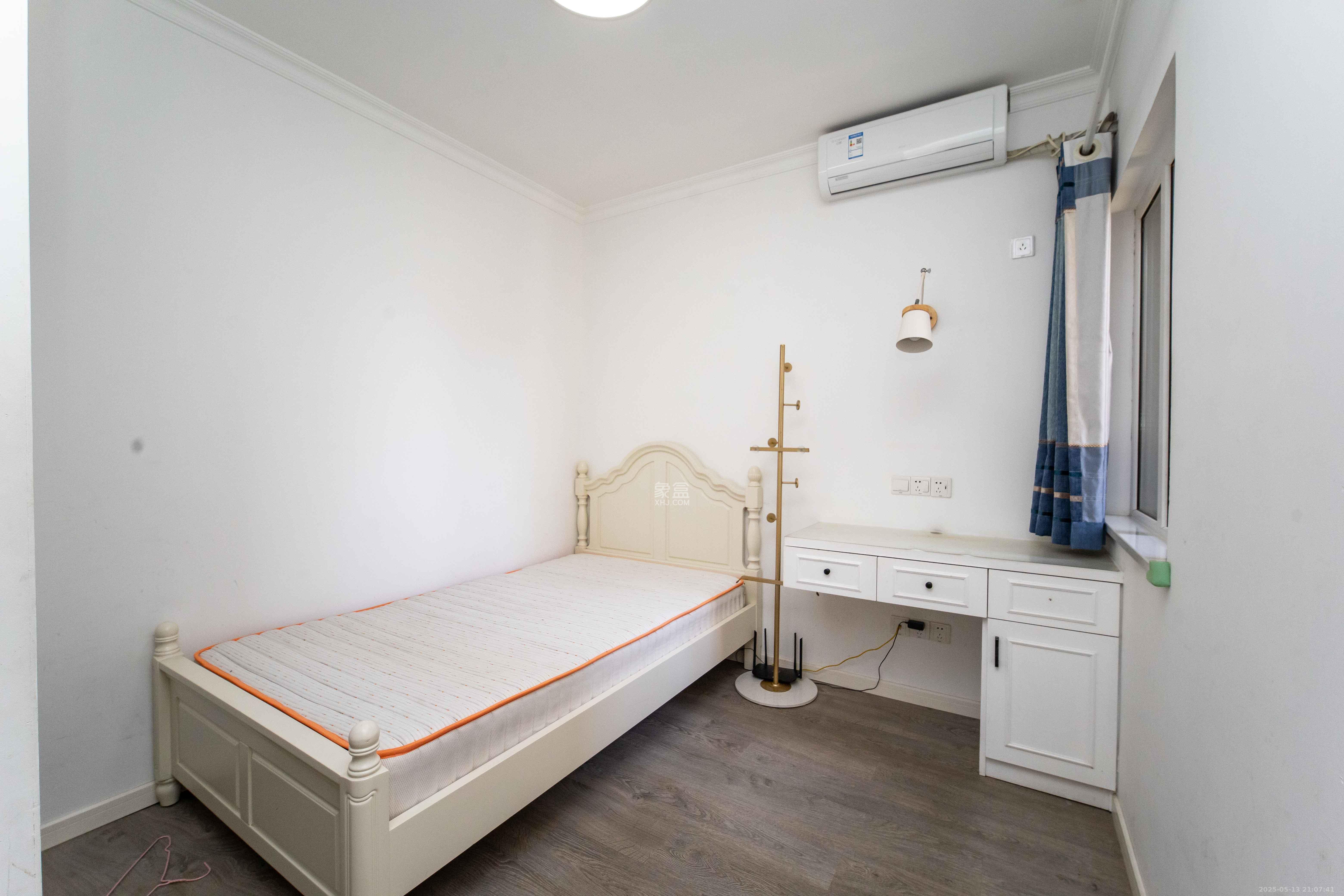 金地格林公馆  3室2厅1卫    97.0万 金地格林公馆  3室2厅1卫    97.0万卧室