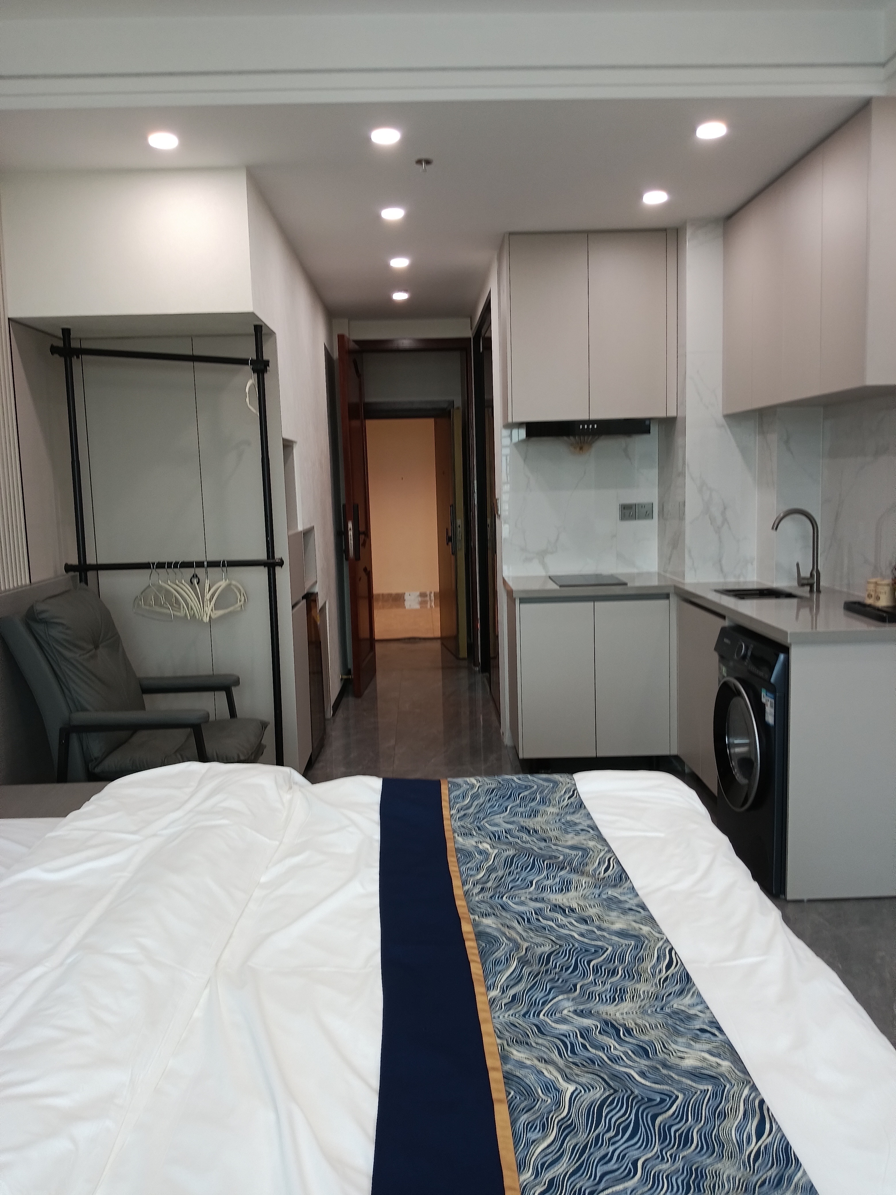 龙湖光年  2室1厅2卫    6500.0元/月室内图