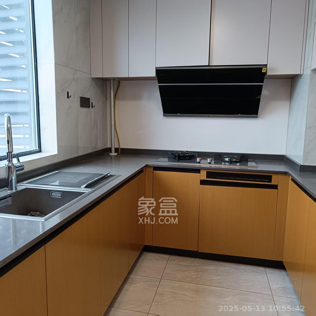 万科魅力之城天阔里 4室2厅2卫 3700.0元/月 万科魅力之城天阔里 4室2厅2卫 3700.0元/月室内图