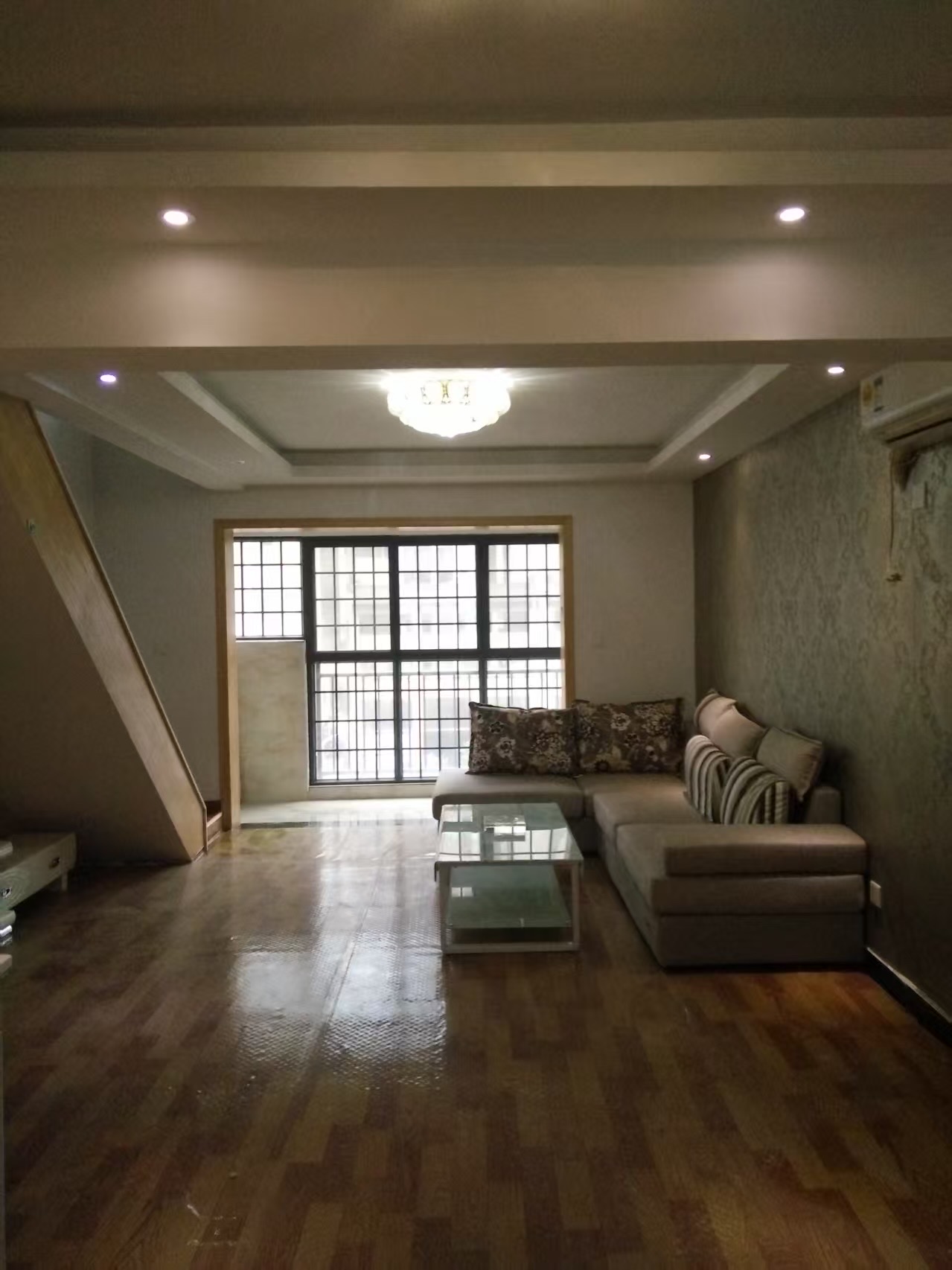 高盛澧园一二期 2室2厅1卫 1500.0元/月 高盛澧园一二期 2室2厅1卫 1500.0元/月室内图