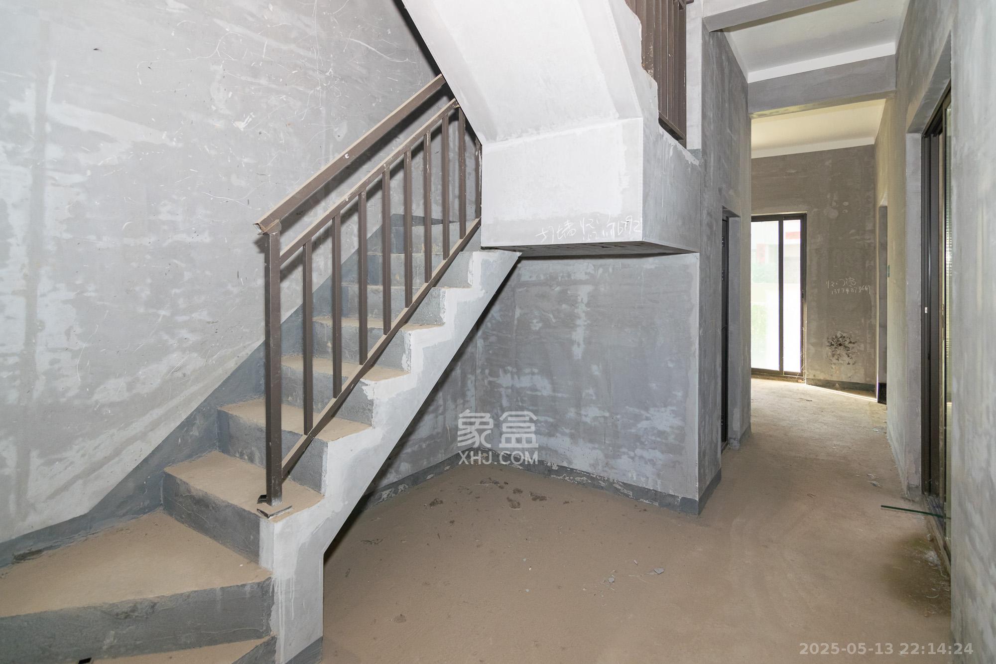 华润桃源里 5室3厅3卫 160.0万 华润桃源里 5室3厅3卫 160.0万其他