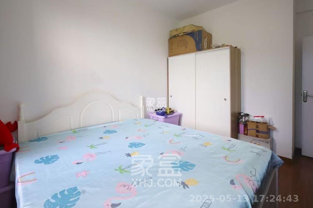 滨江海棠湾 3室2厅1卫 2000.0元/月 滨江海棠湾 3室2厅1卫 2000.0元/月室内图