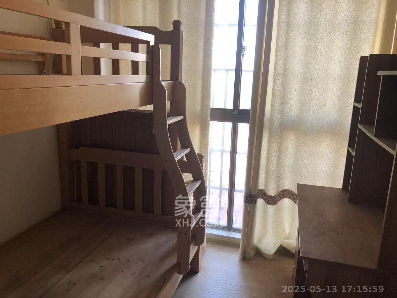 家和院  3室2厅1卫   2000.00元/月室内图