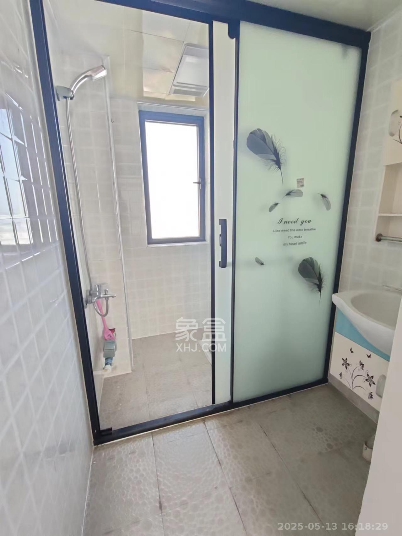 长房时代城  3室2厅1卫   2800.00元/月室内图
