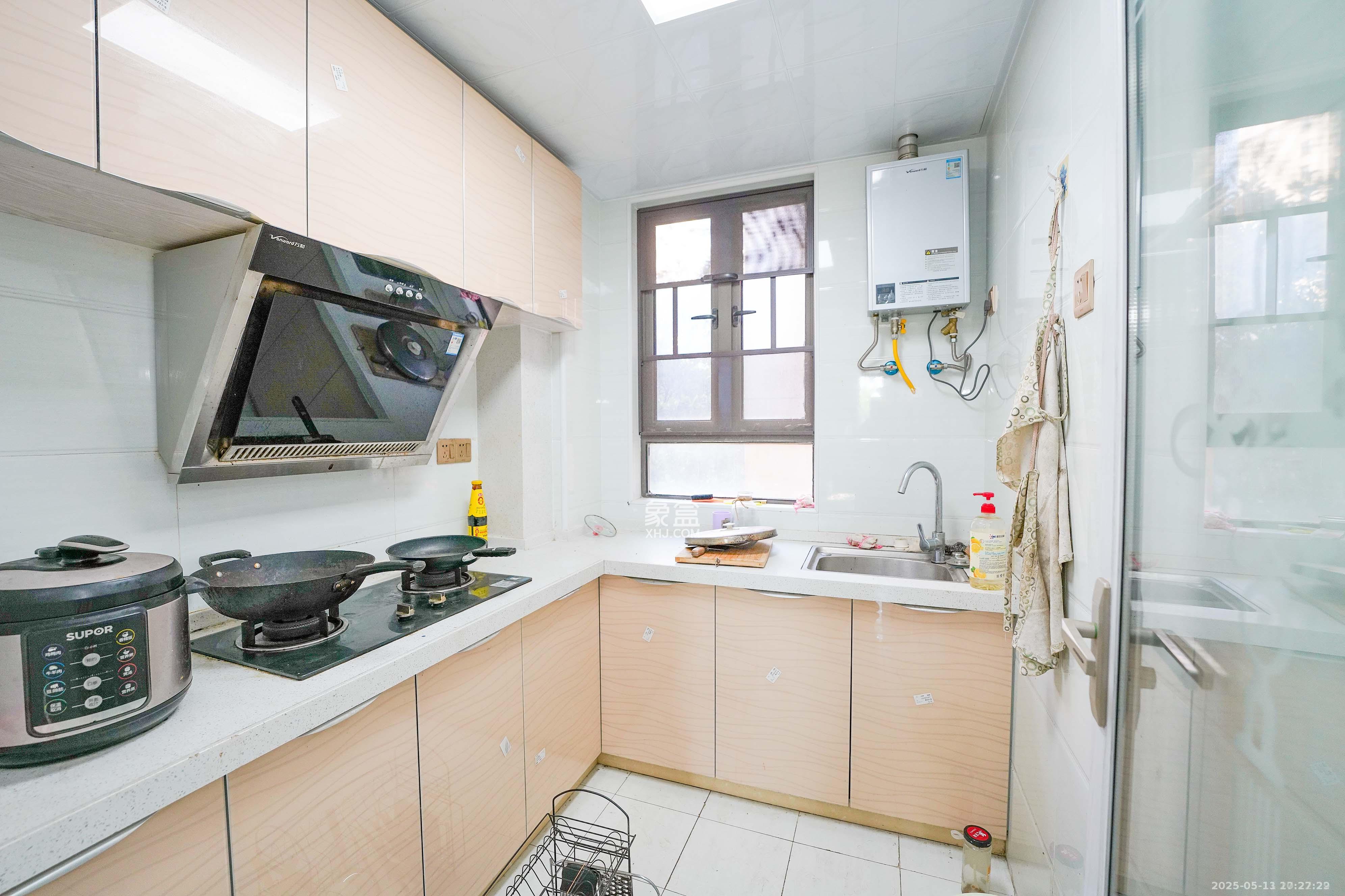 佳兆业水岸新都 3室2厅1卫 1600.0元/月 佳兆业水岸新都 3室2厅1卫 1600.0元/月室内图