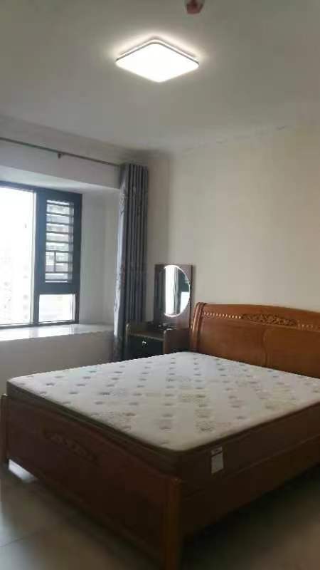 天街华府（海南新天地）  3室2厅2卫   4200.00元/月室内图