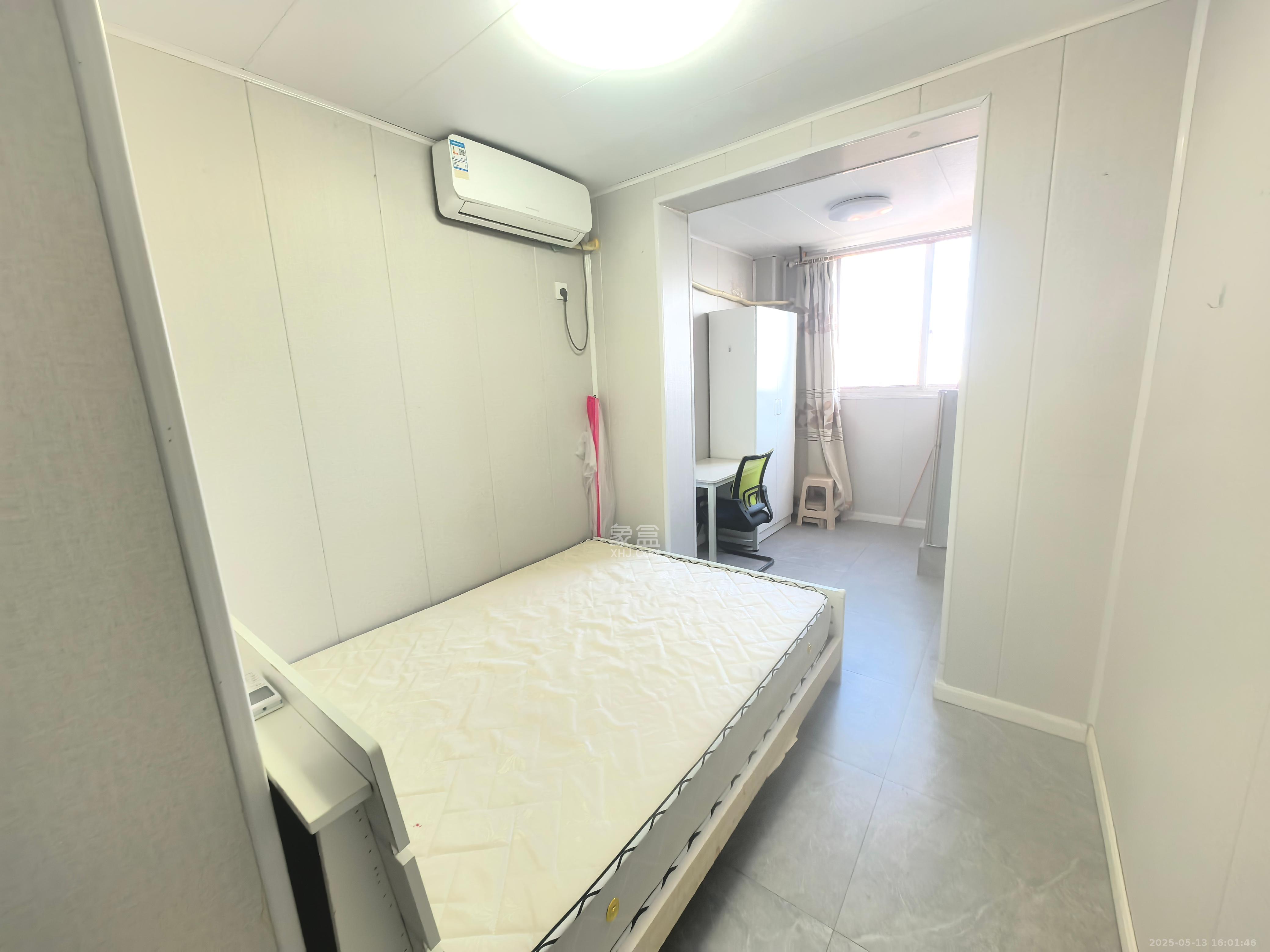 西岸润泽府  1室1厅1卫    1600.0元/月 西岸润泽府  1室1厅1卫    1600.0元/月室内图