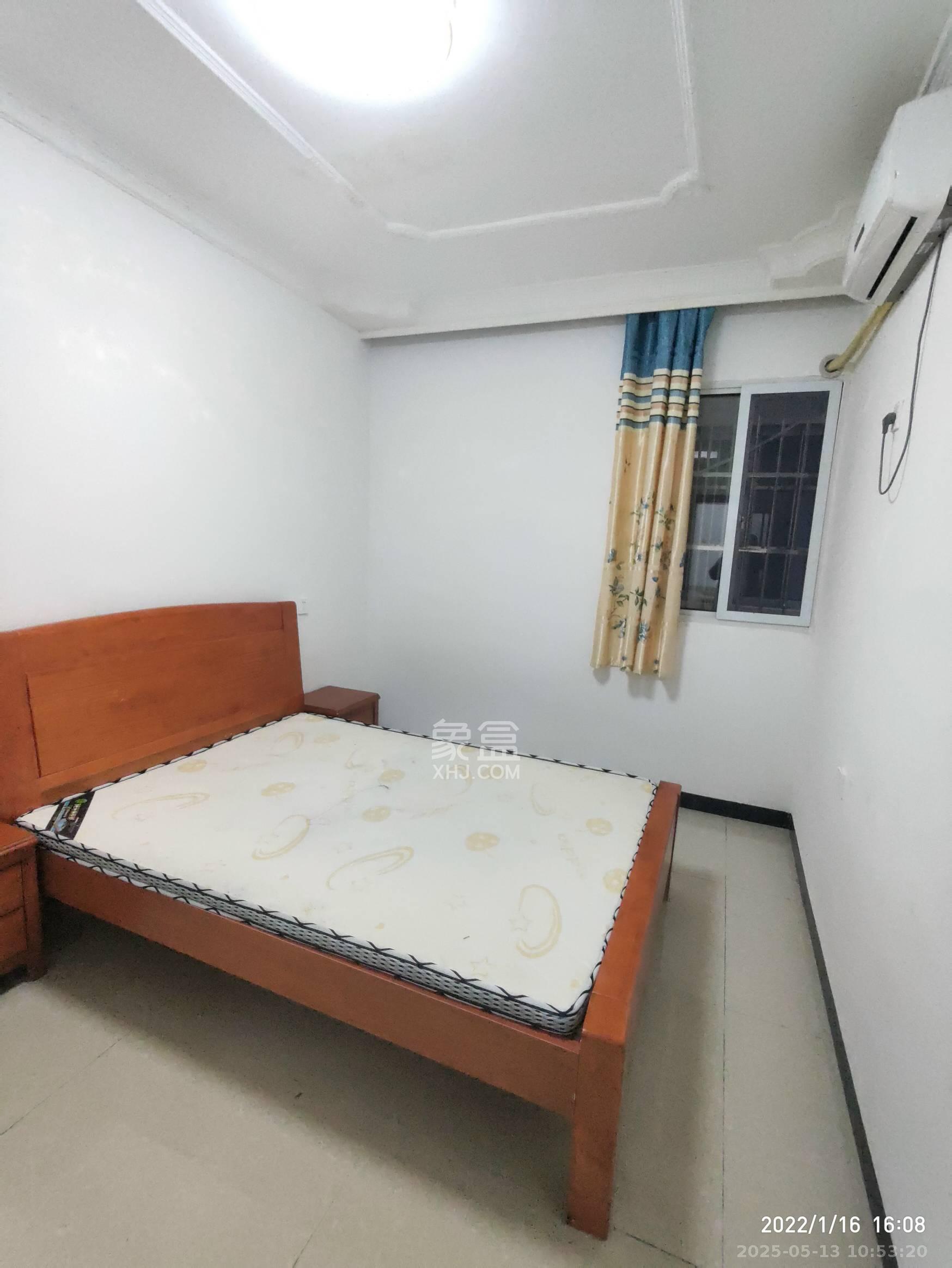 蒸菜街小区  4室1厅1卫   2200.00元/月室内图