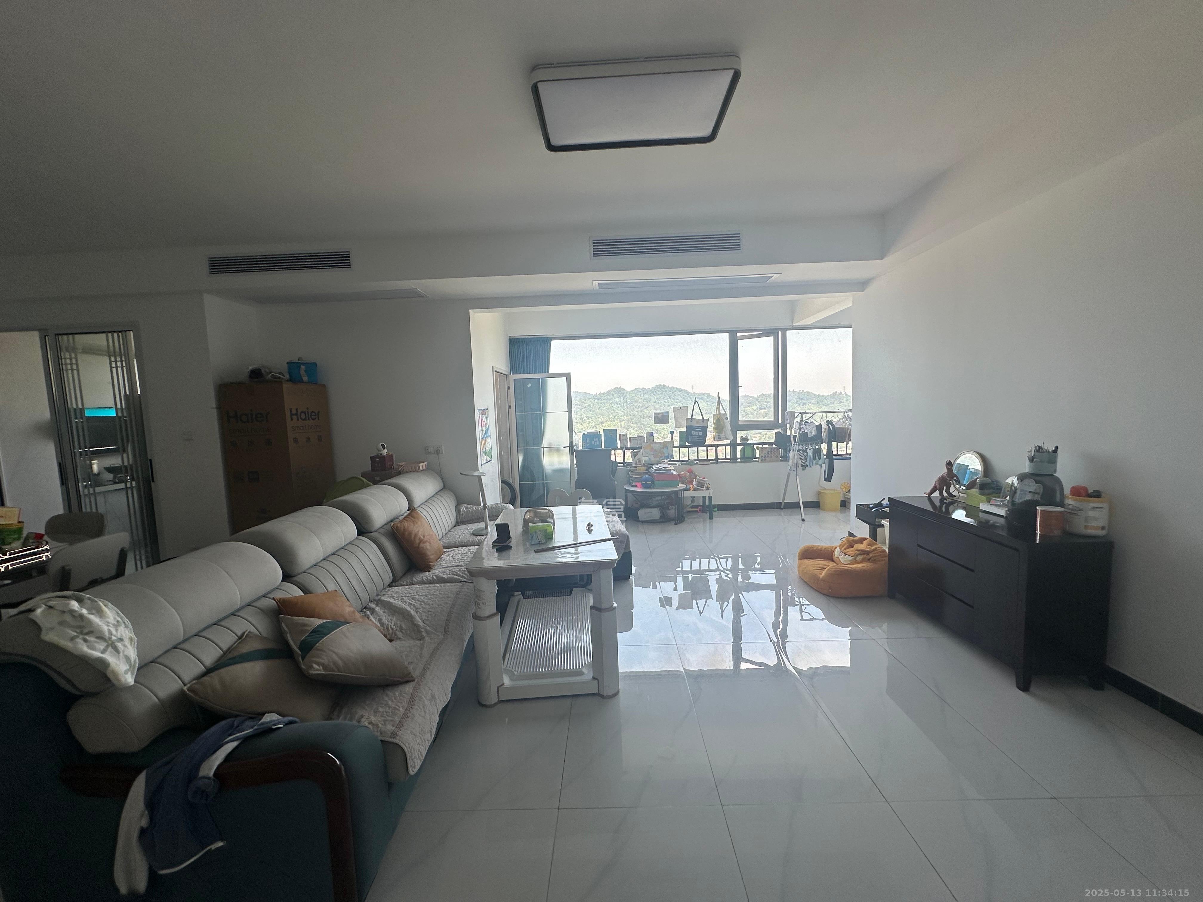 万象府台 4室2厅2卫 5280.0元/月 万象府台 4室2厅2卫 5280.0元/月室内图