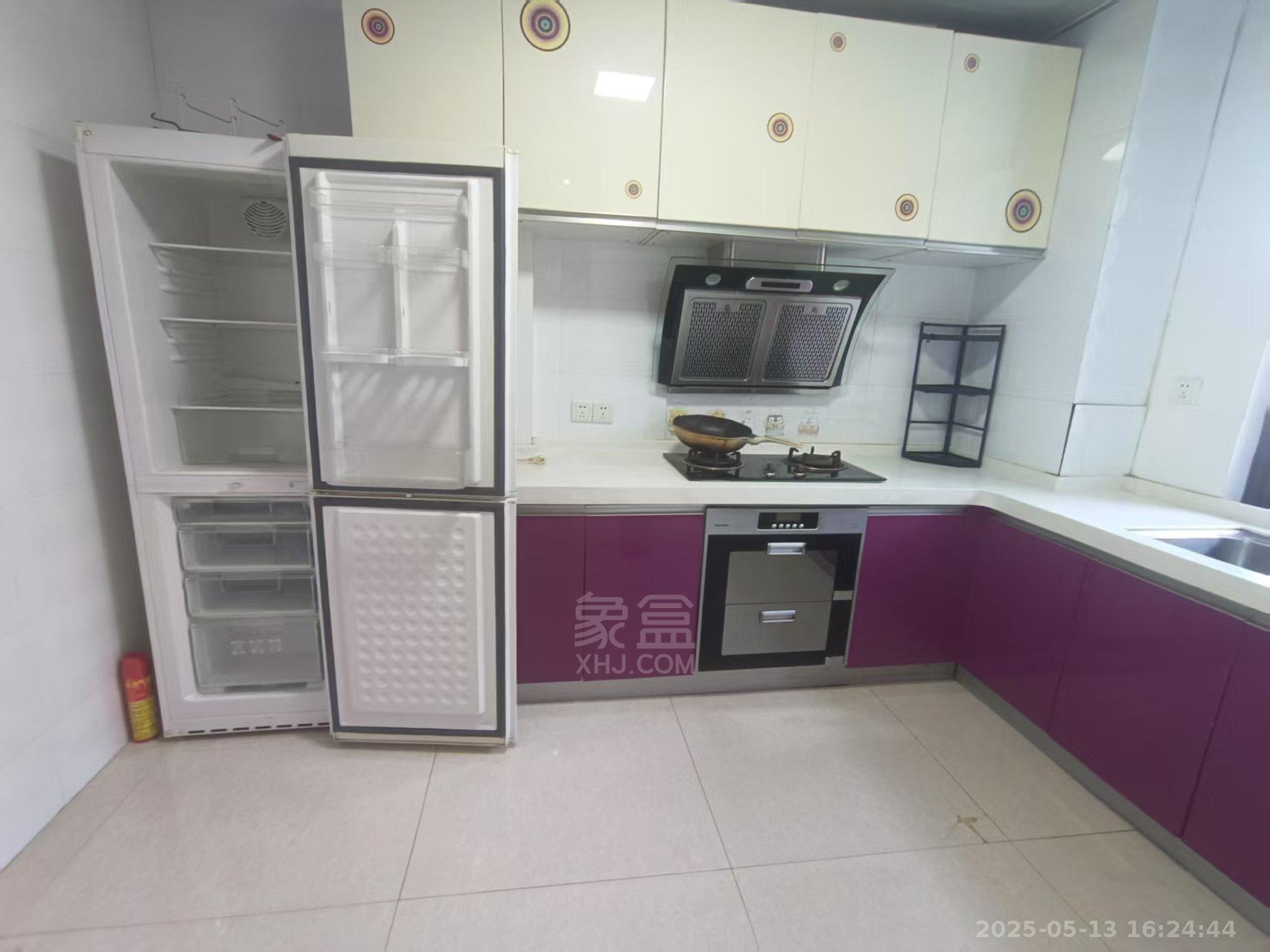 紫苑江岸 3室2厅2卫 1700.0元/月 紫苑江岸 3室2厅2卫 1700.0元/月室内图