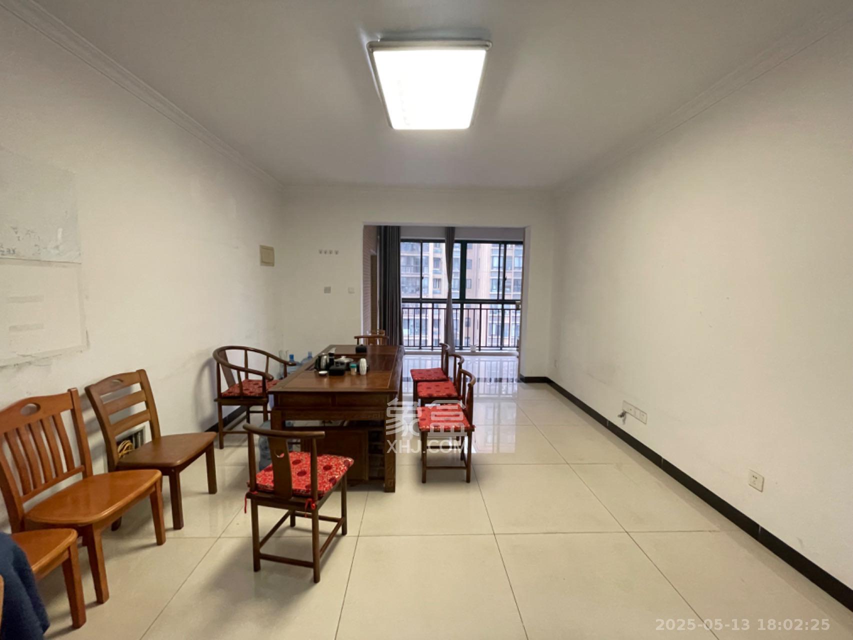 星城荣域 3室2厅1卫 3200.0元/月 星城荣域 3室2厅1卫 3200.0元/月室内图