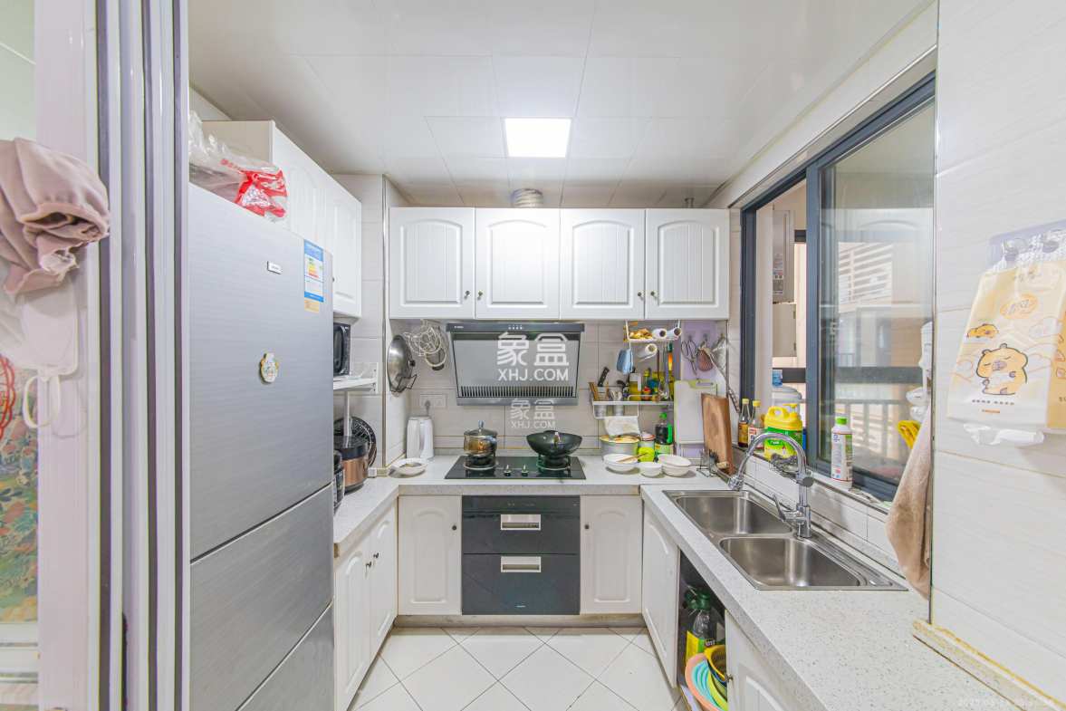 中建芙蓉嘉苑 3室2厅1卫 88.0万 中建芙蓉嘉苑 3室2厅1卫 88.0万厨房