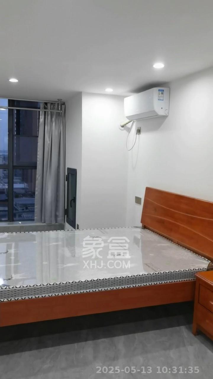 海伦春天  1室1厅1卫   900.00元/月室内图