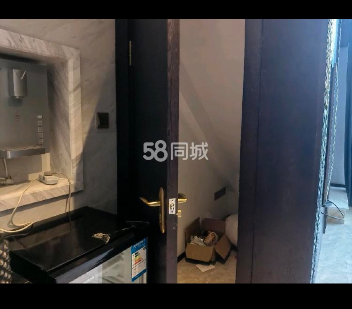 星美CCPARK.CC公寓  1室0厅0卫   45.00万客厅