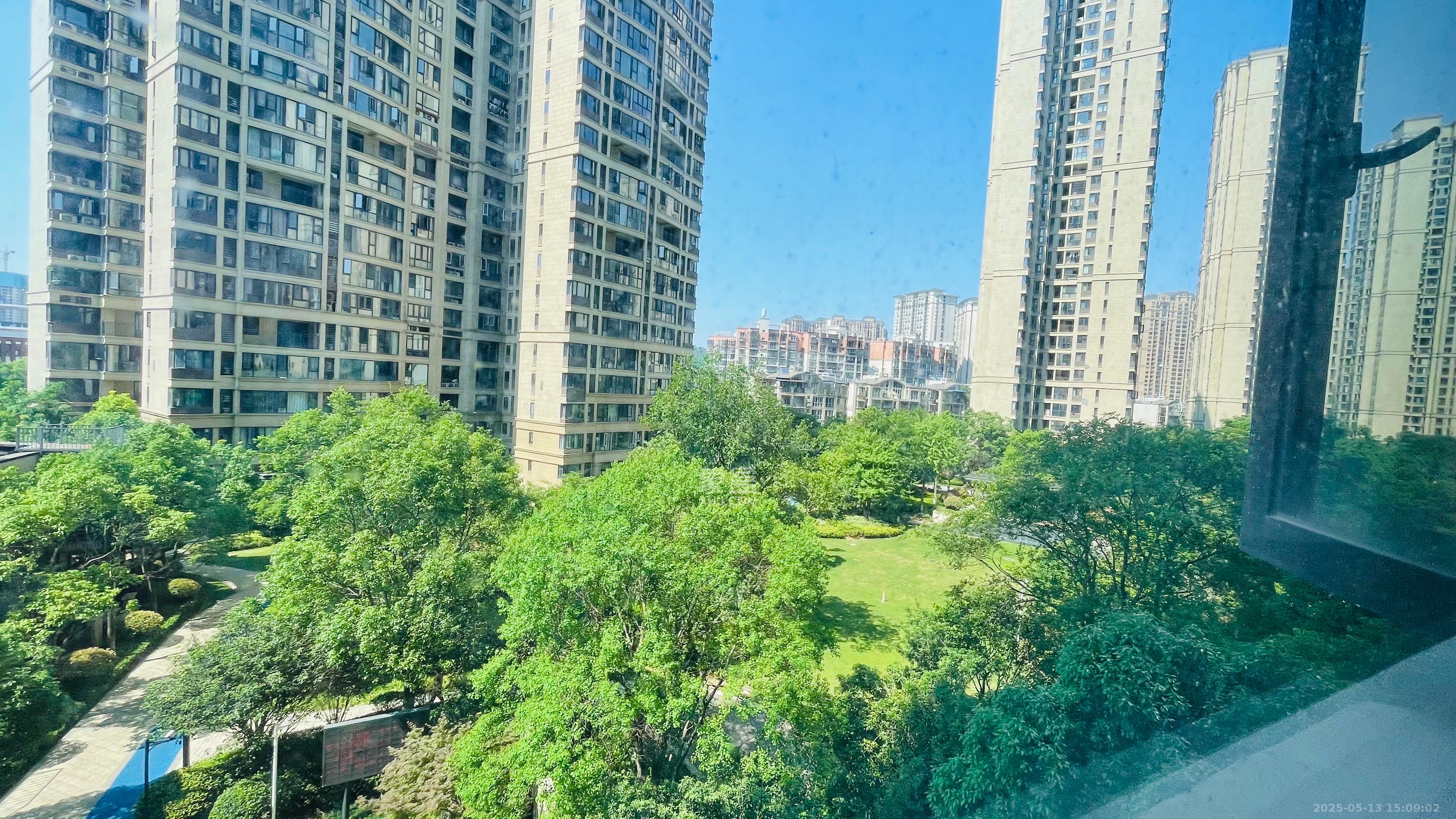 融创融公馆(融创臻苑)  1室1厅1卫    1700.0元/月 融创融公馆(融创臻苑)  1室1厅1卫    1700.0元/月室内图