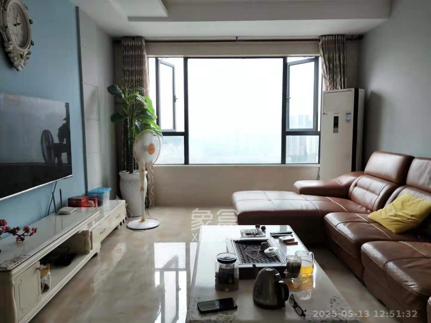 长房时代城  3室2厅1卫   3000.00元/月室内图