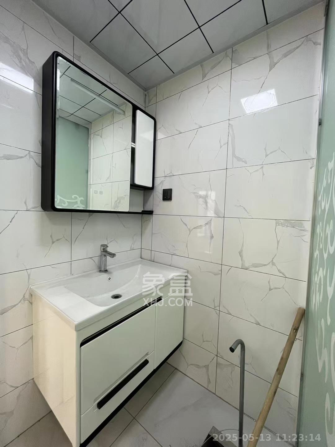 福天藏郡院子  2室3厅1卫    1800.0元/月 福天藏郡院子  2室3厅1卫    1800.0元/月室内图