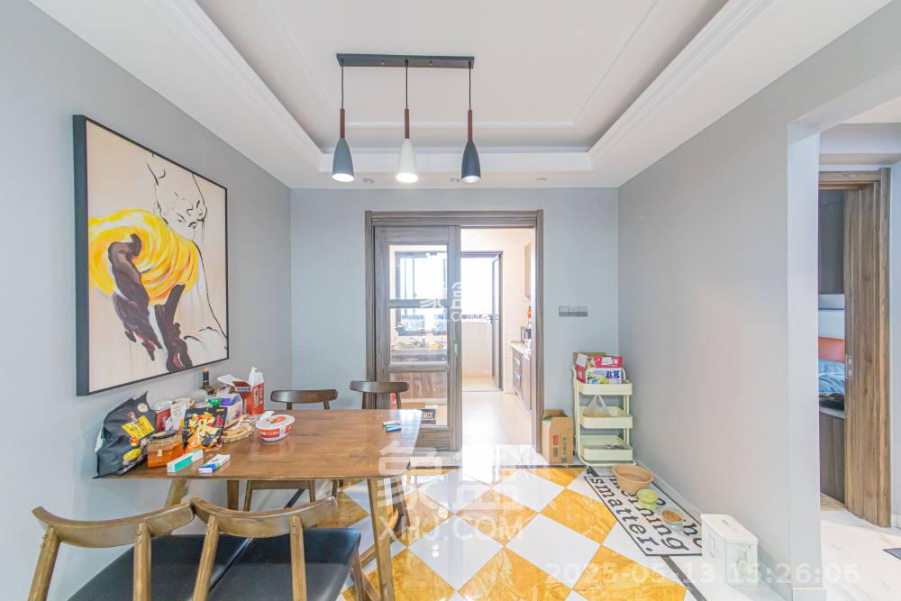 碧桂园公园壹号(凯怡茗苑) 3室2厅2卫 2200.0元/月 碧桂园公园壹号(凯怡茗苑) 3室2厅2卫 2200.0元/月室内图