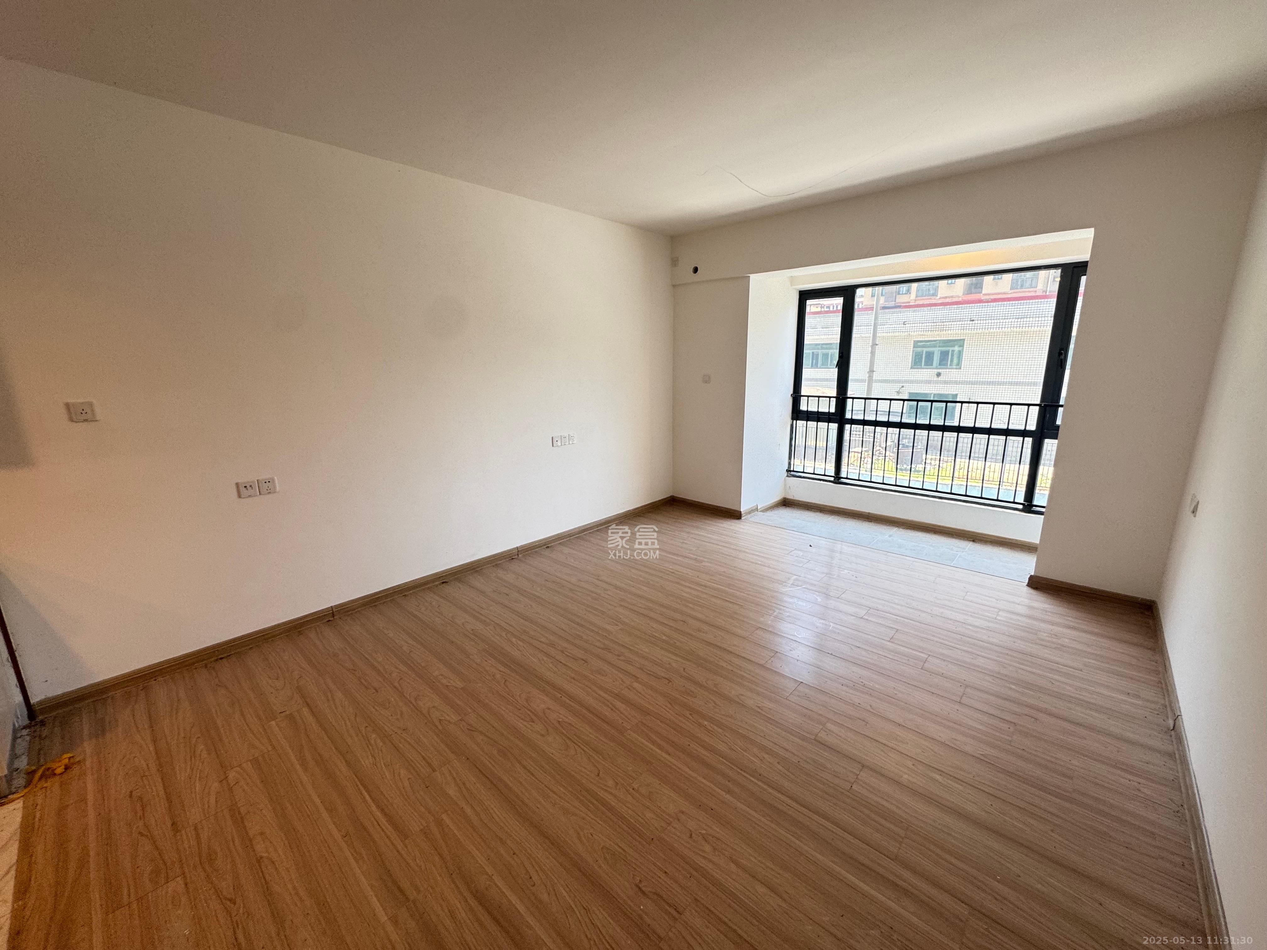 新长海漓湘悦 1室0厅0卫 1300.0元/月 新长海漓湘悦 1室0厅0卫 1300.0元/月室内图