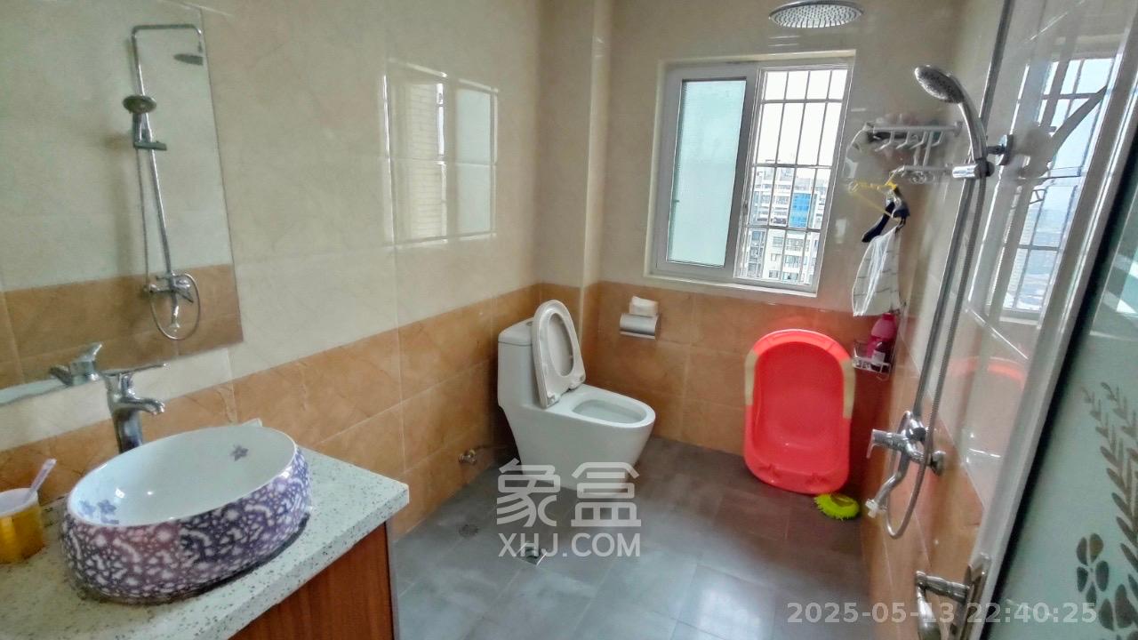 楚天世纪城东苑  2室2厅2卫   2000.00元/月室内图