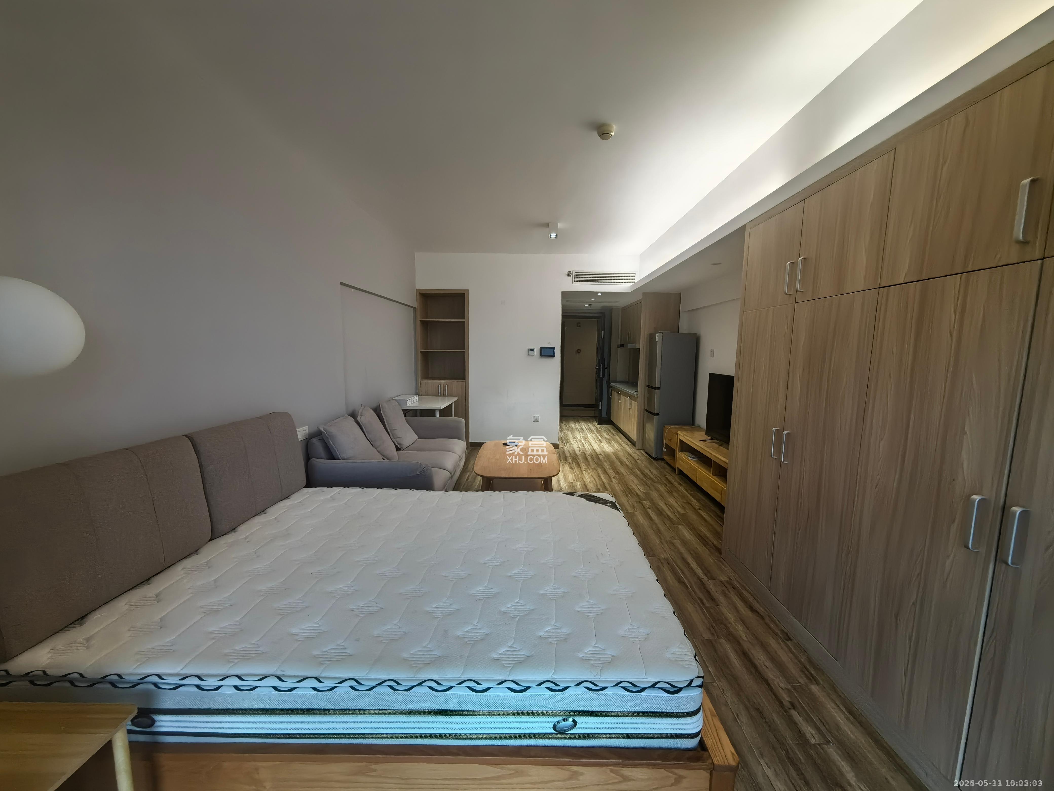 保利国际广场 1室1厅1卫 2300.0元/月 保利国际广场 1室1厅1卫 2300.0元/月室内图