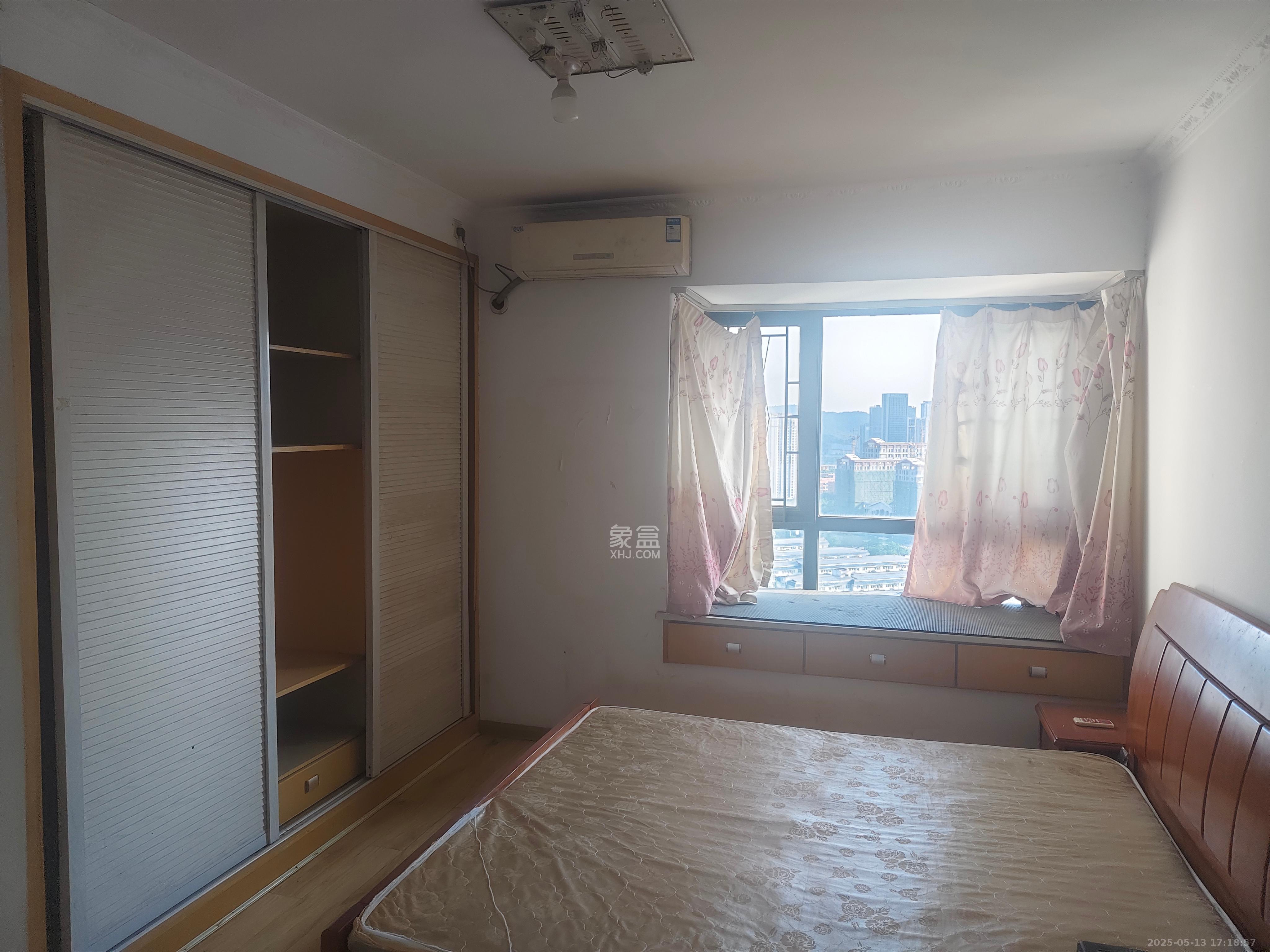 天元涉外桃園  1室2廳1衛(wèi)   2800.00元/月室內(nèi)圖
