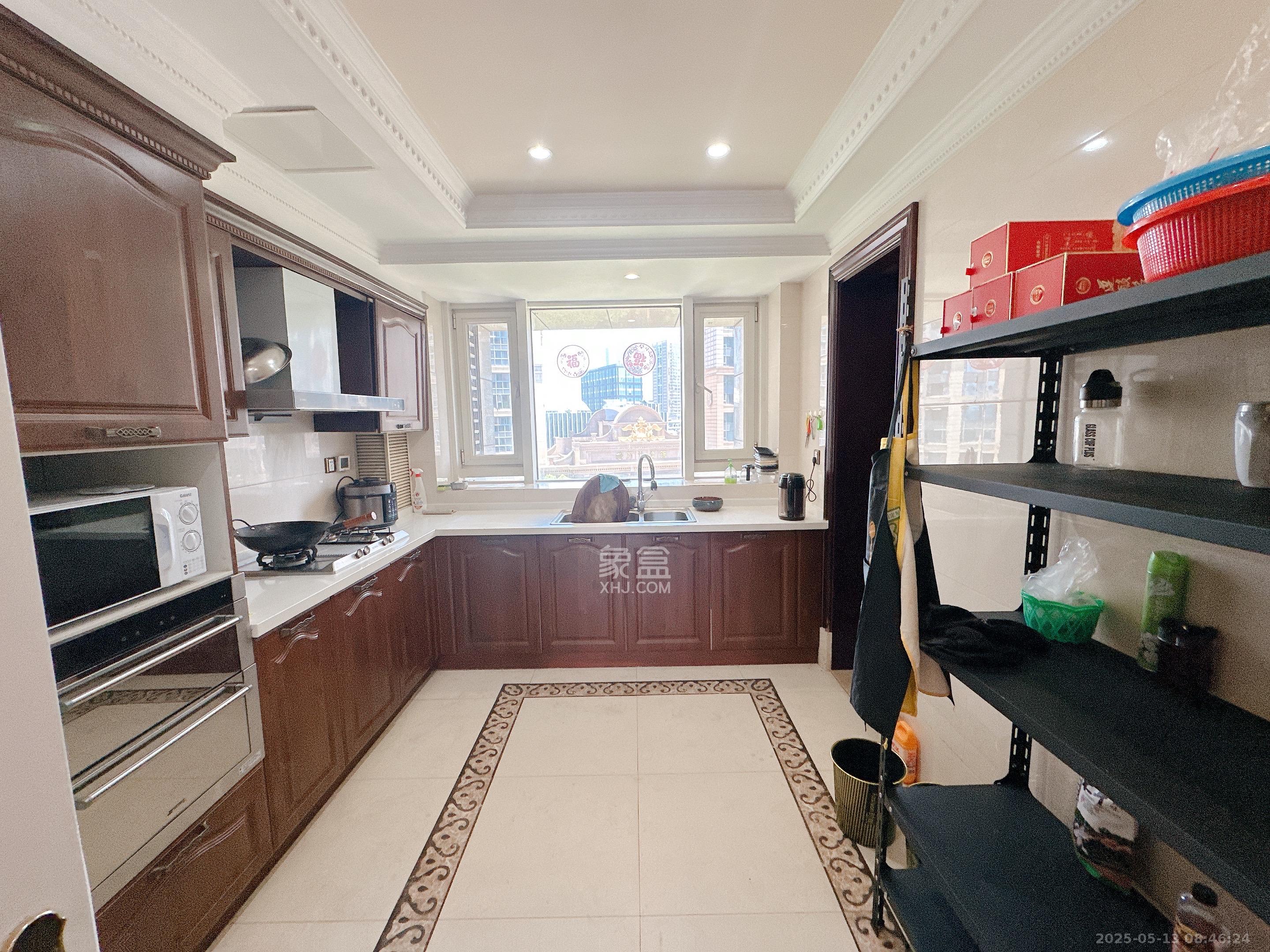 万达公馆 4室2厅4卫 8500.0元/月 万达公馆 4室2厅4卫 8500.0元/月室内图