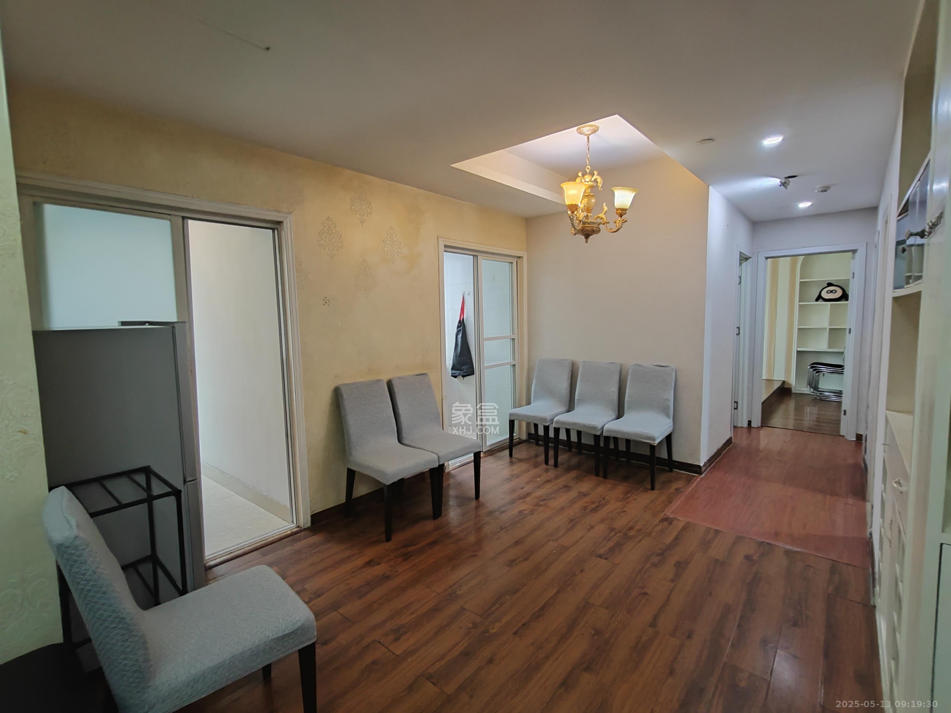 泉昇同福大厦 3室2厅2卫 3200.0元/月 泉昇同福大厦 3室2厅2卫 3200.0元/月室内图