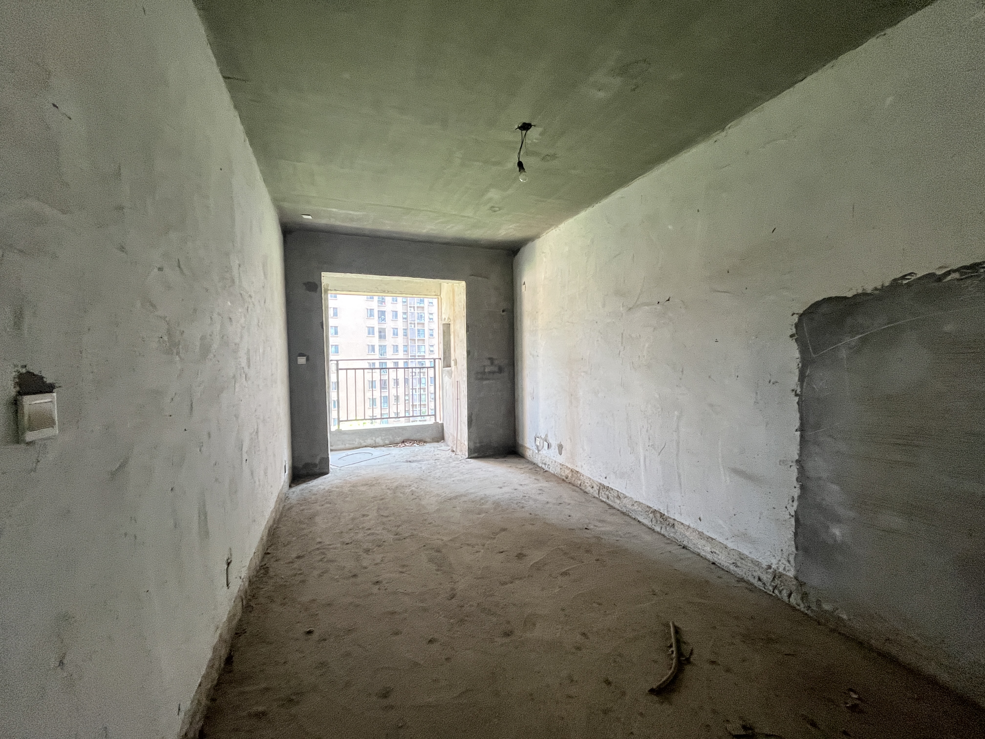 湾田和悦 1室0厅0卫 100.0万 湾田和悦 1室0厅0卫 100.0万室内图