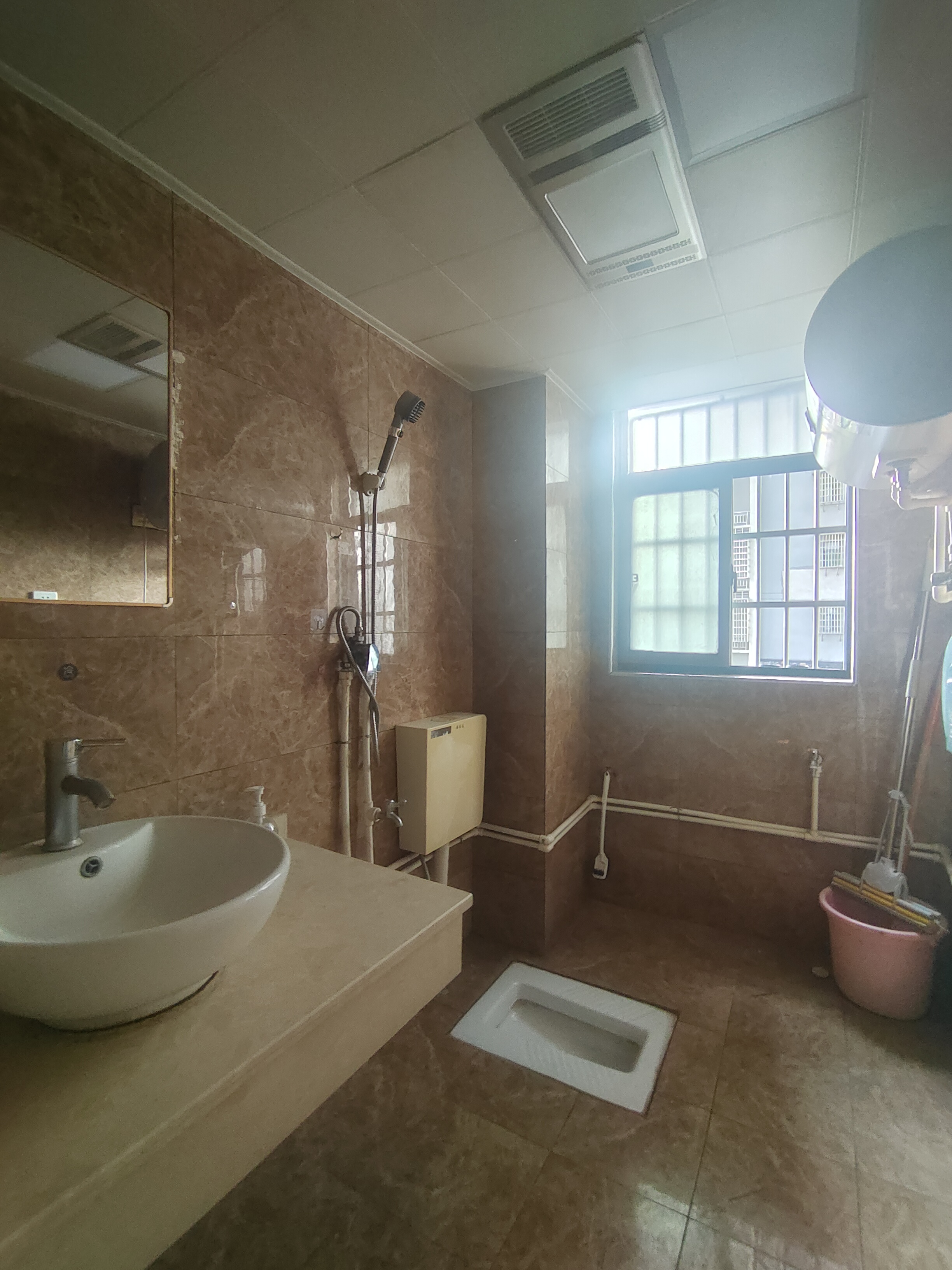 富厚名邸 3室2厅1卫 2400.0元/月 富厚名邸 3室2厅1卫 2400.0元/月室内图