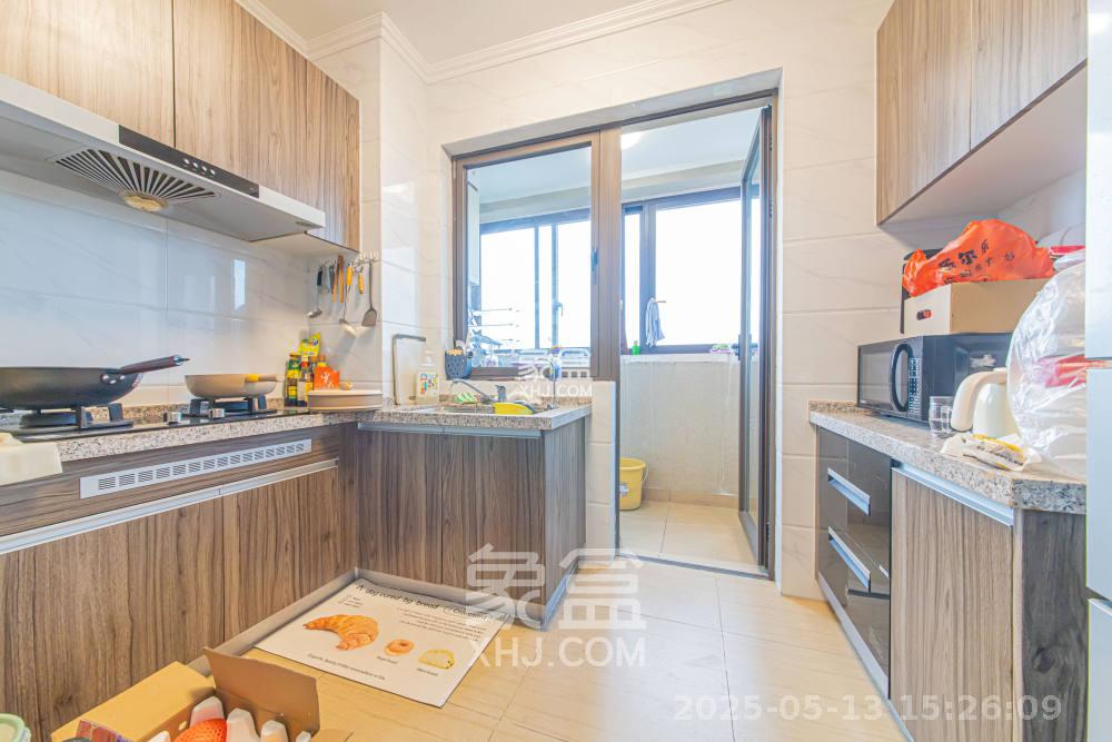 碧桂园公园壹号(凯怡茗苑) 3室2厅2卫 2200.0元/月 碧桂园公园壹号(凯怡茗苑) 3室2厅2卫 2200.0元/月室内图