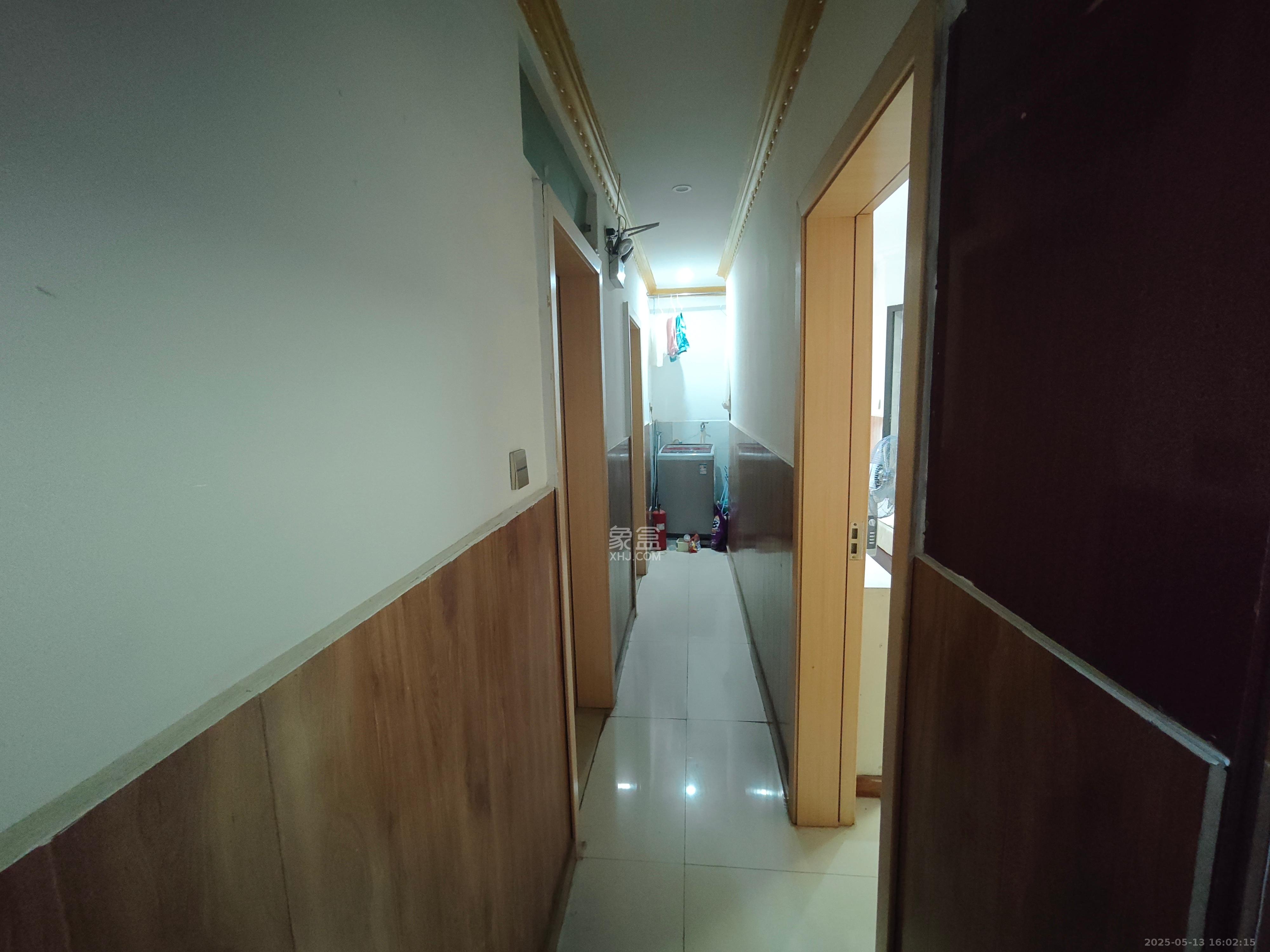 红树湾 6室2厅4卫 3500.0元/月 红树湾 6室2厅4卫 3500.0元/月室内图