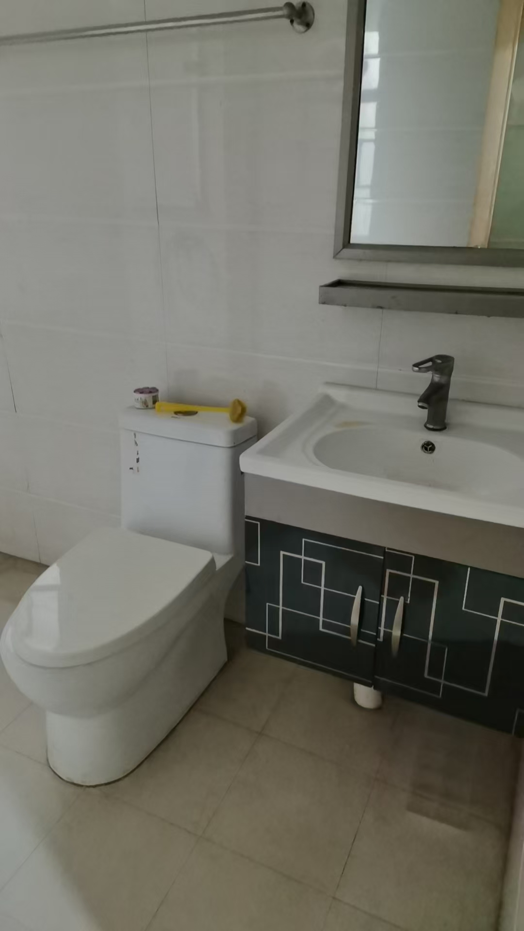 愉景湾东域  3室2厅2卫   1500.00元/月室内图