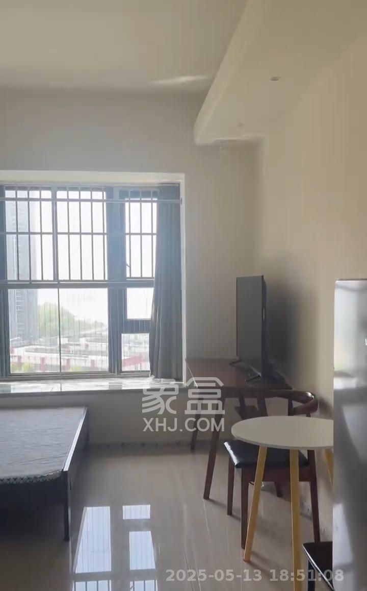 恒大清澜苑（恒大御景半岛四期）  1室1厅1卫   1500.00元/月室内图