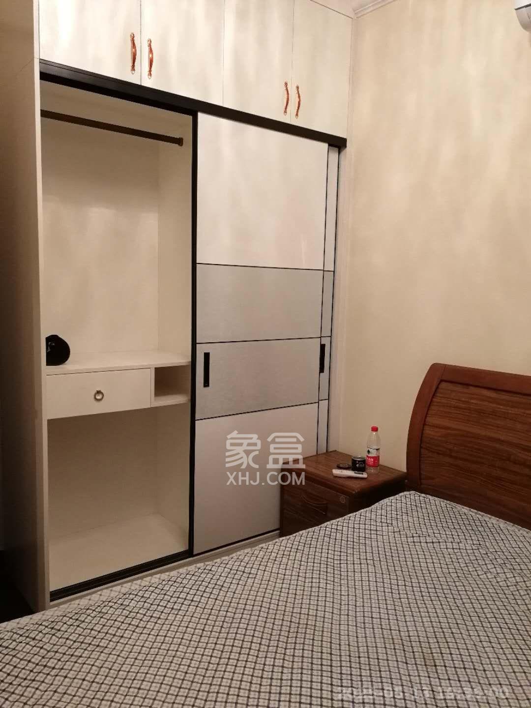 恒大翡翠华庭  2室2厅1卫   2300.00元/月室内图