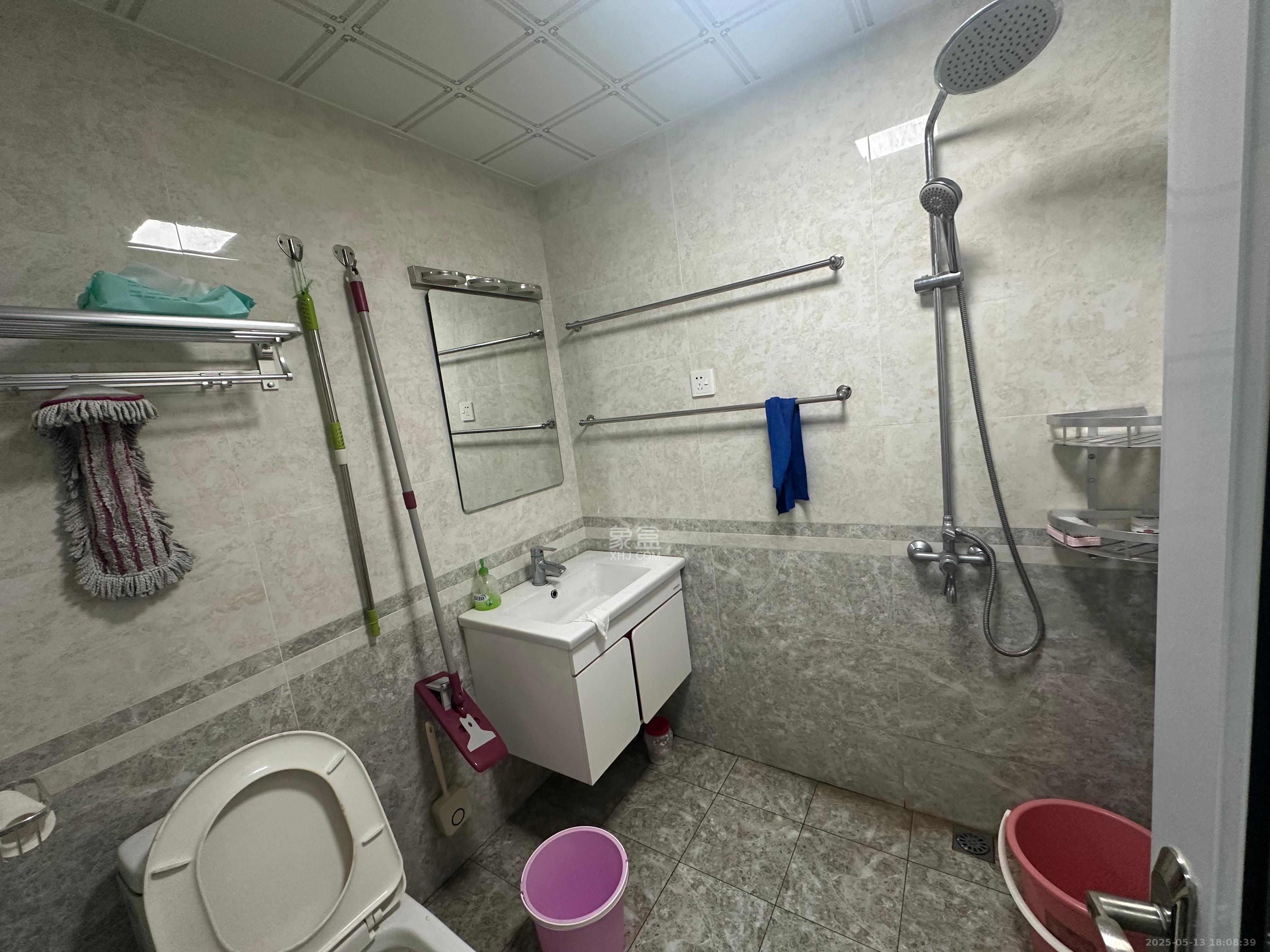 钰龙天下二期(钰龙佳园) 1室1厅1卫 2000.0元/月 钰龙天下二期(钰龙佳园) 1室1厅1卫 2000.0元/月室内图